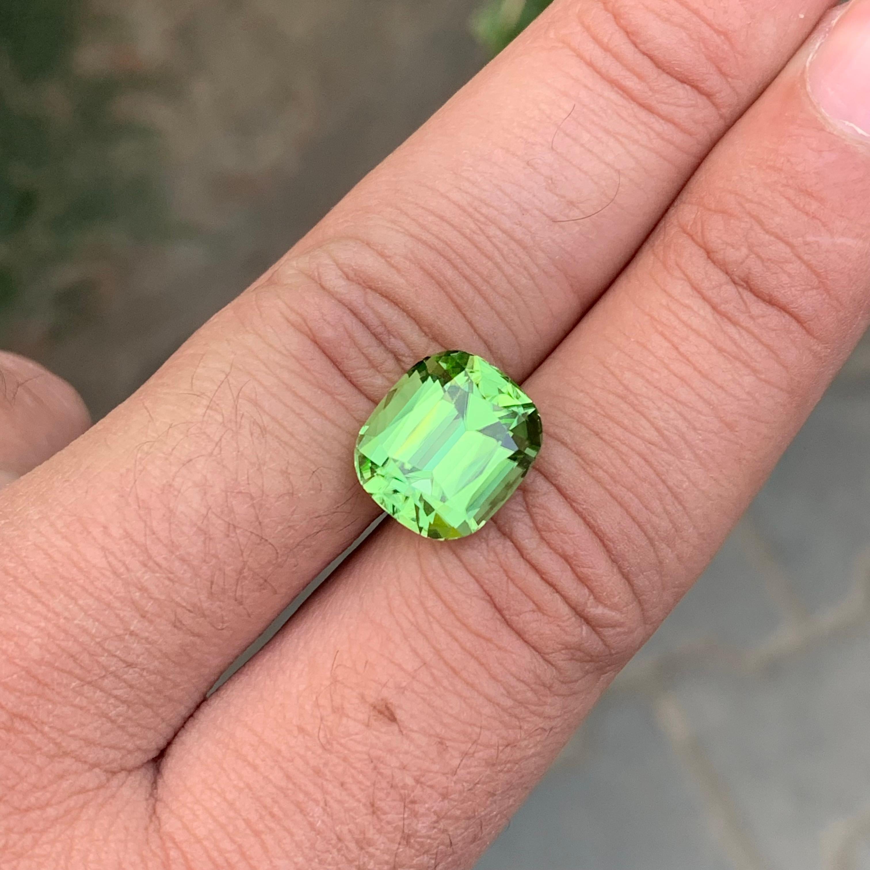 9.20 Carat Natural Loose Lightsaber Green Peridot Cushion Shape Gem For Sale 4