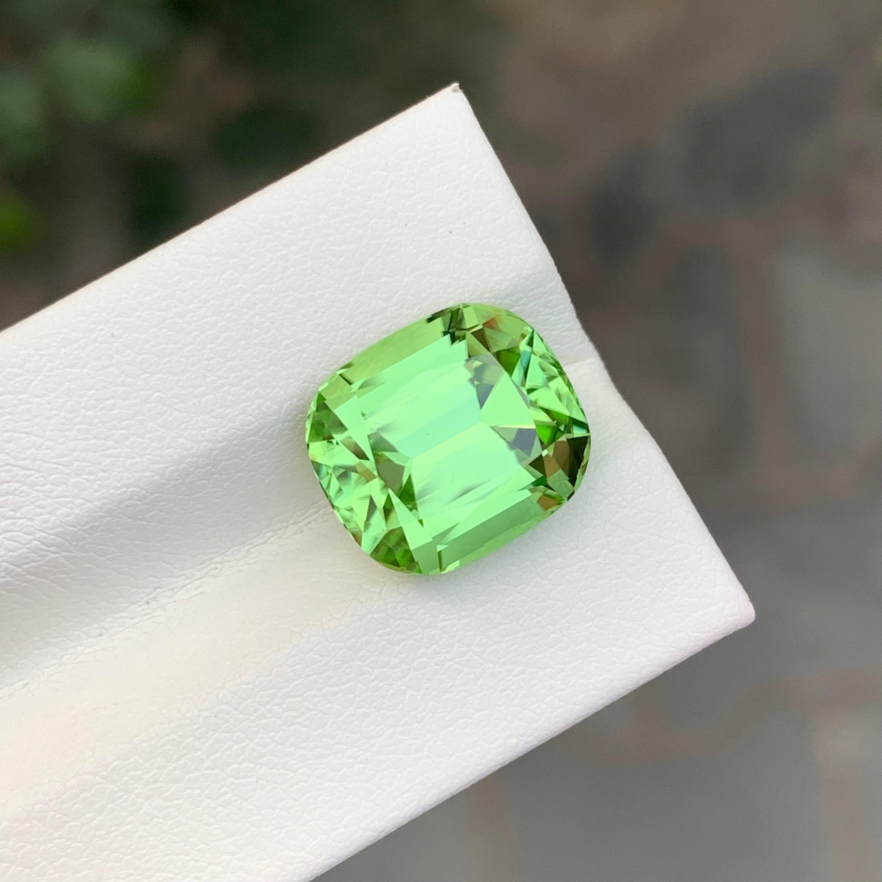 Arts and Crafts 9.20 Carat Natural Loose Lightsaber Green Peridot Cushion Shape Gem For Sale