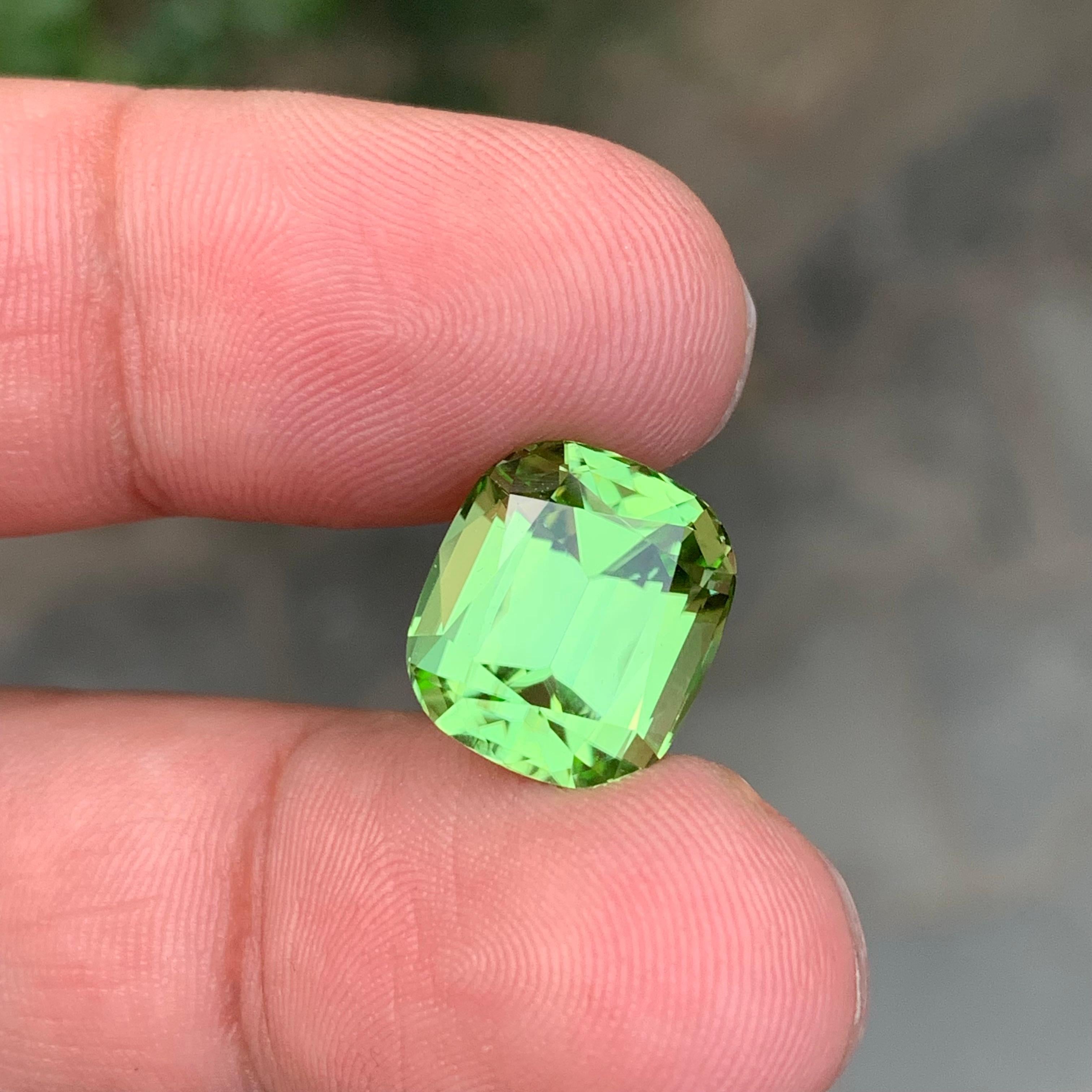 9.20 Carat Natural Loose Lightsaber Green Peridot Cushion Shape Gem For Sale 2