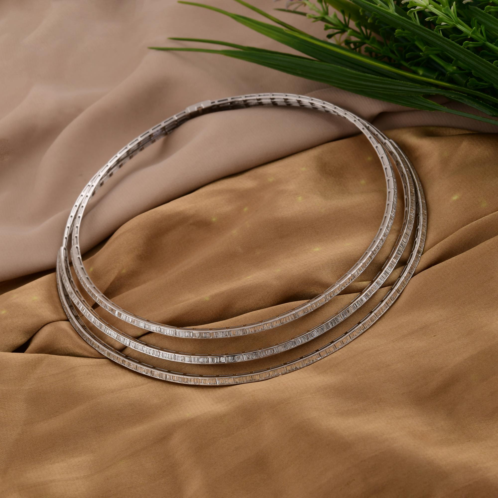 Donna 9,20 Carati SI/H Baguette Diamond Three Stand Collana Choker in oro bianco 18 carati in vendita