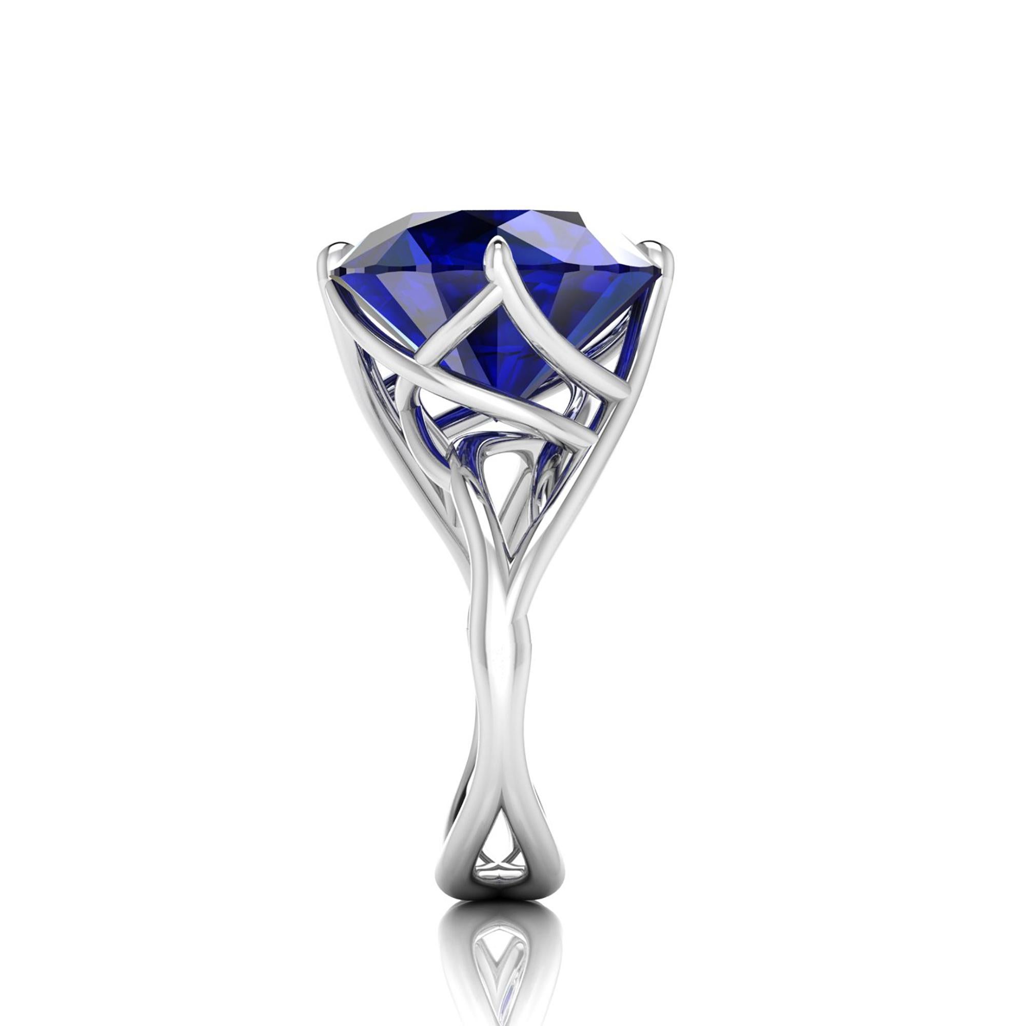 9.20 Carat Tanzanite Round Cut in 18 Karat White Gold Cocktail Ring In New Condition For Sale In New York, NY