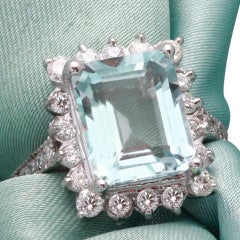 9.20 Carat Natural Aquamarine and Diamond 14 Karat Solid White Gold Ring
