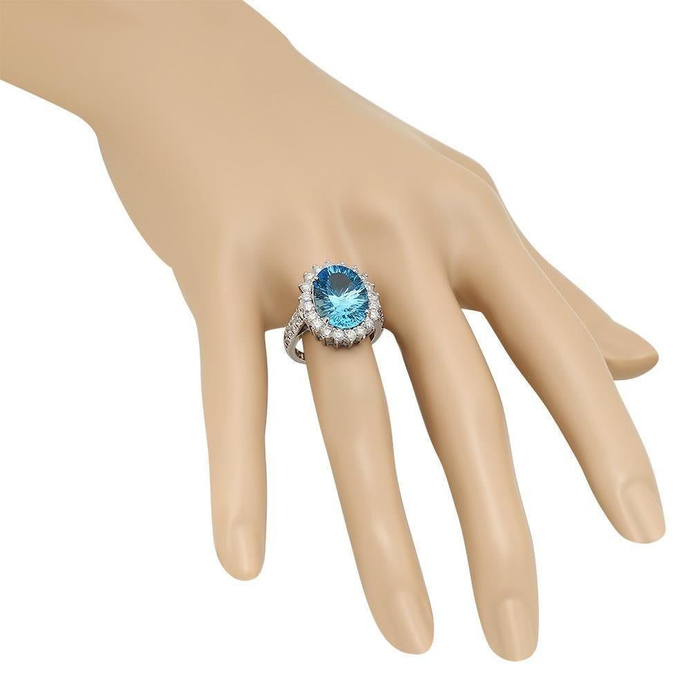 9.20 Carats Natural Swiss Blue Topaz and Diamond 14K Solid White Gold Ring In New Condition For Sale In Los Angeles, CA