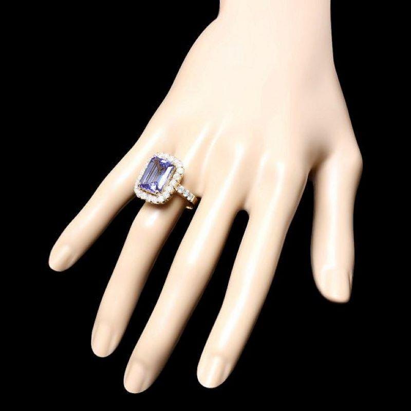 Mixed Cut 9.20 Carats Natural Tanzanite and Diamond 14K Solid Yellow Gold Ring For Sale