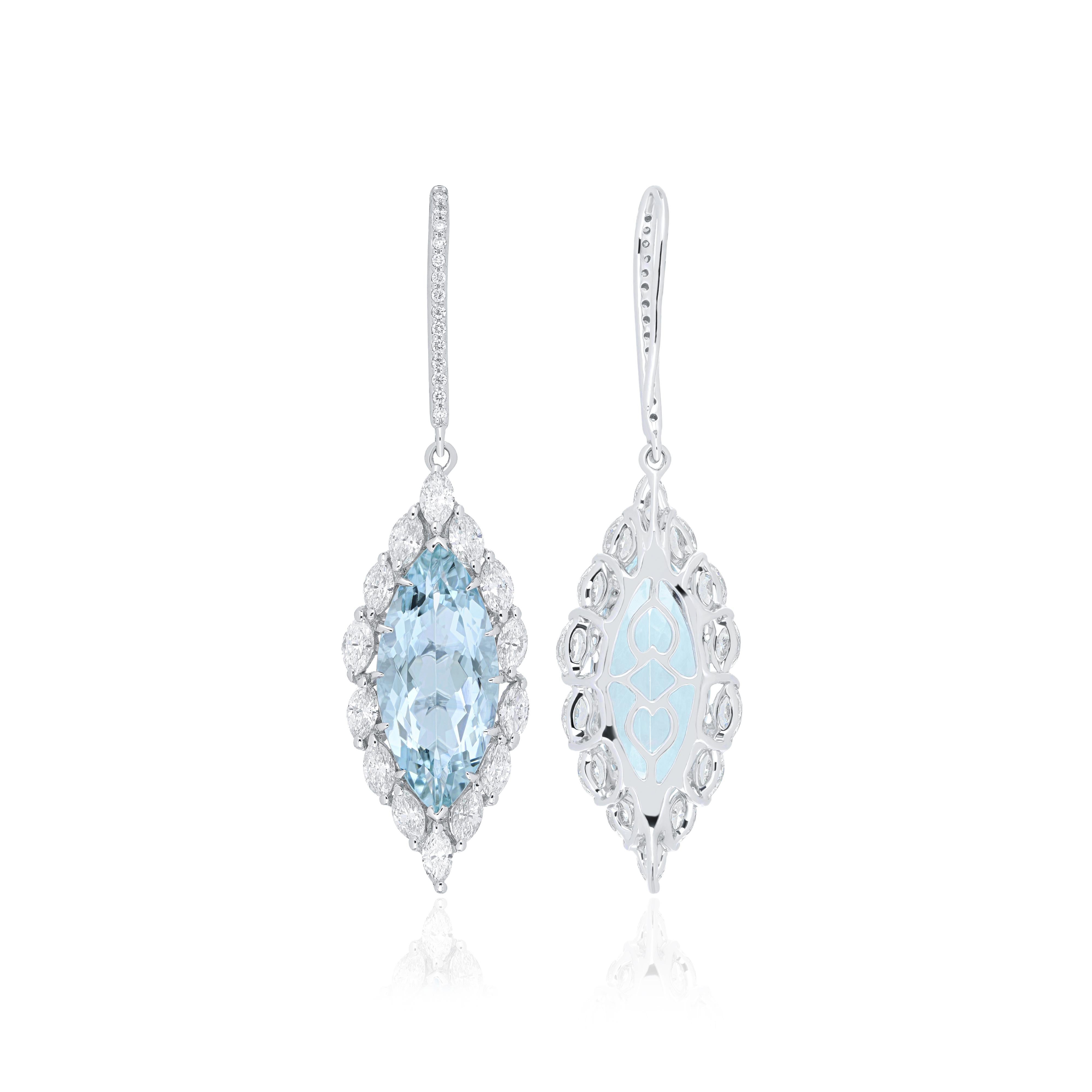 Marquise Cut 9.20Cts Aquamarine Marquise & Diamond Earing in 18 Karat White Gold Drop Earring For Sale