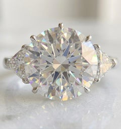 9,21 Karat Runder Brillant-Diamant-Dreistein-Ring aus Platin GIA VS1