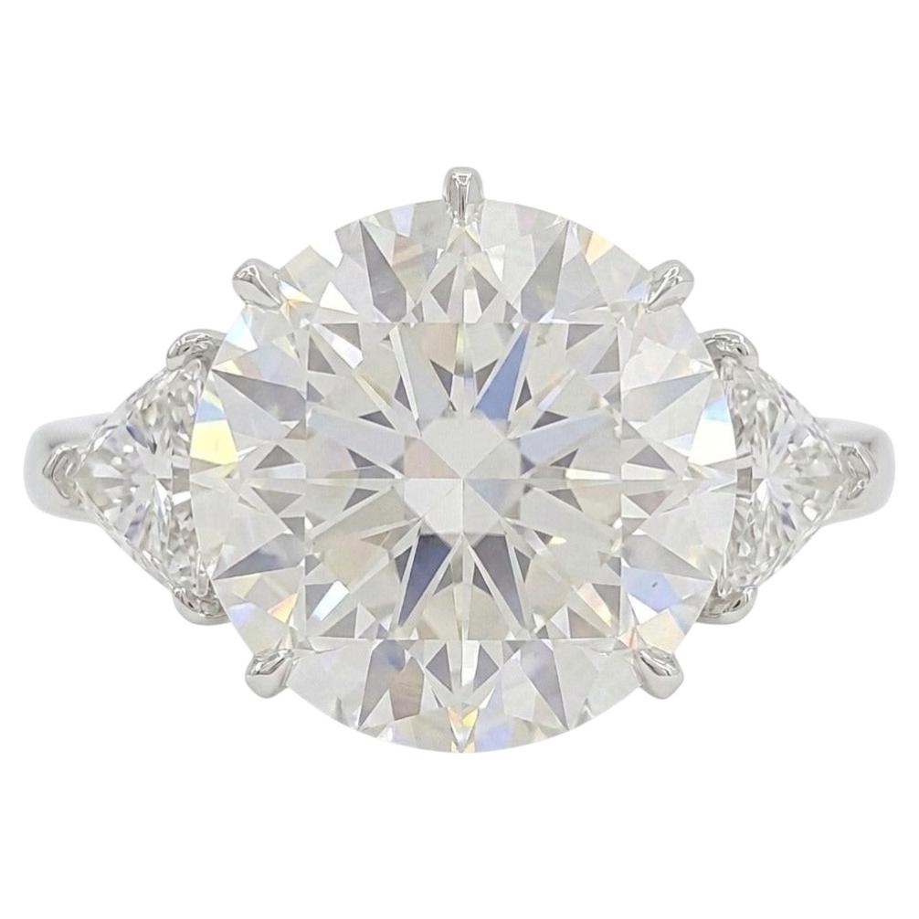9.21 Carat Round Brilliant Diamond Three-Stone Platinum Ring GIA VS1
