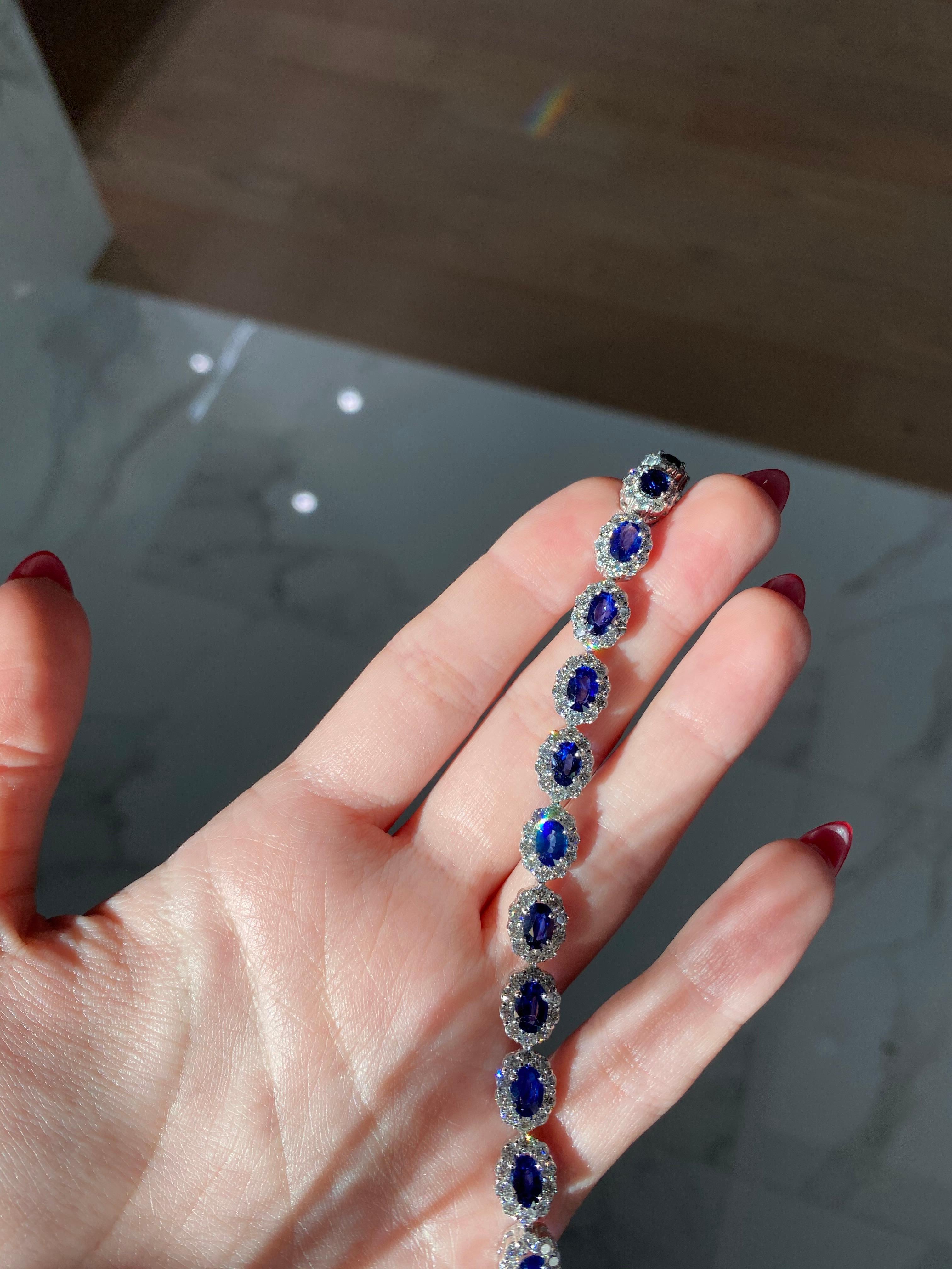 9.21ct Oval Blue Sapphire and 5.56ct Round Diamond Halo 14kt White Gold Bracelet In New Condition In Houston, TX