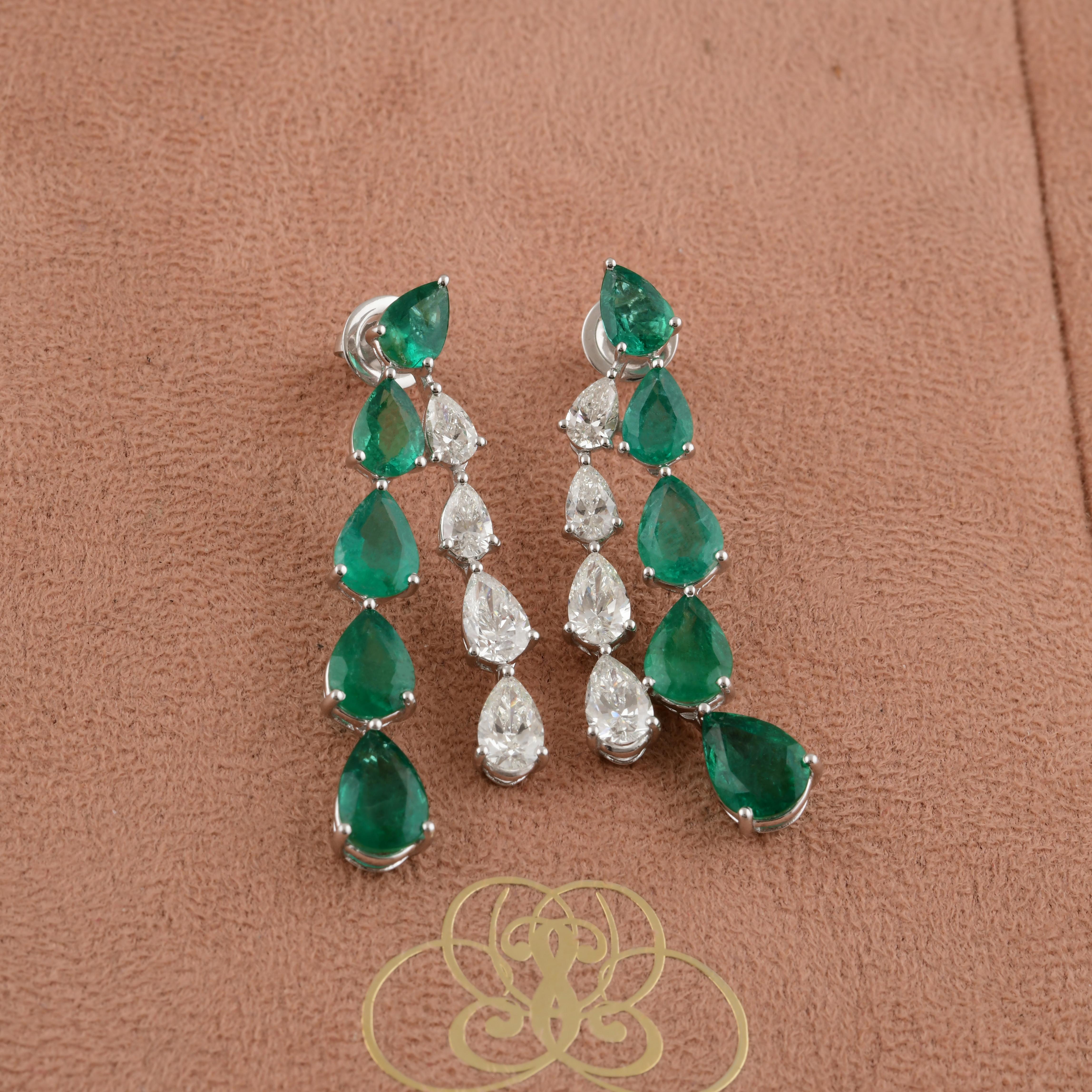 9,24 Karat Sambia Smaragd Diamant Tropfen Ohrringe 14k Weißgold Feiner Schmuck im Angebot 1