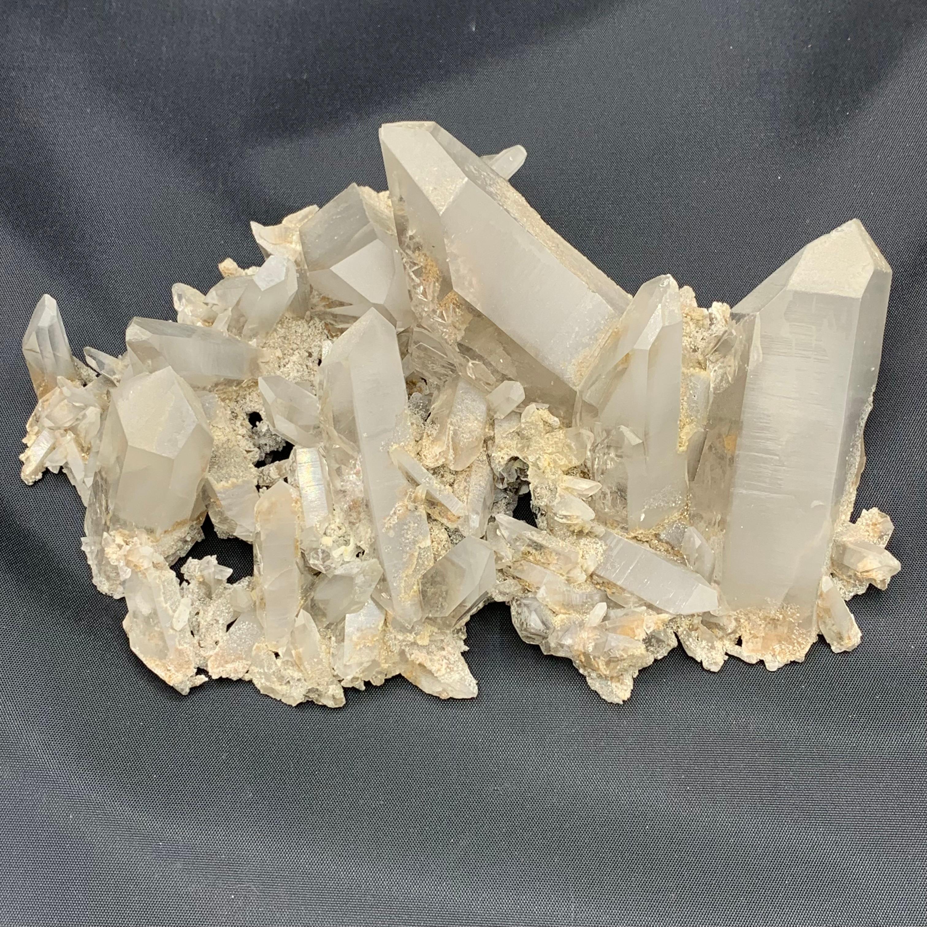 924 Grams Gorgeous Robust Cluster Of Pointed Quartz Crystals For Sale 1