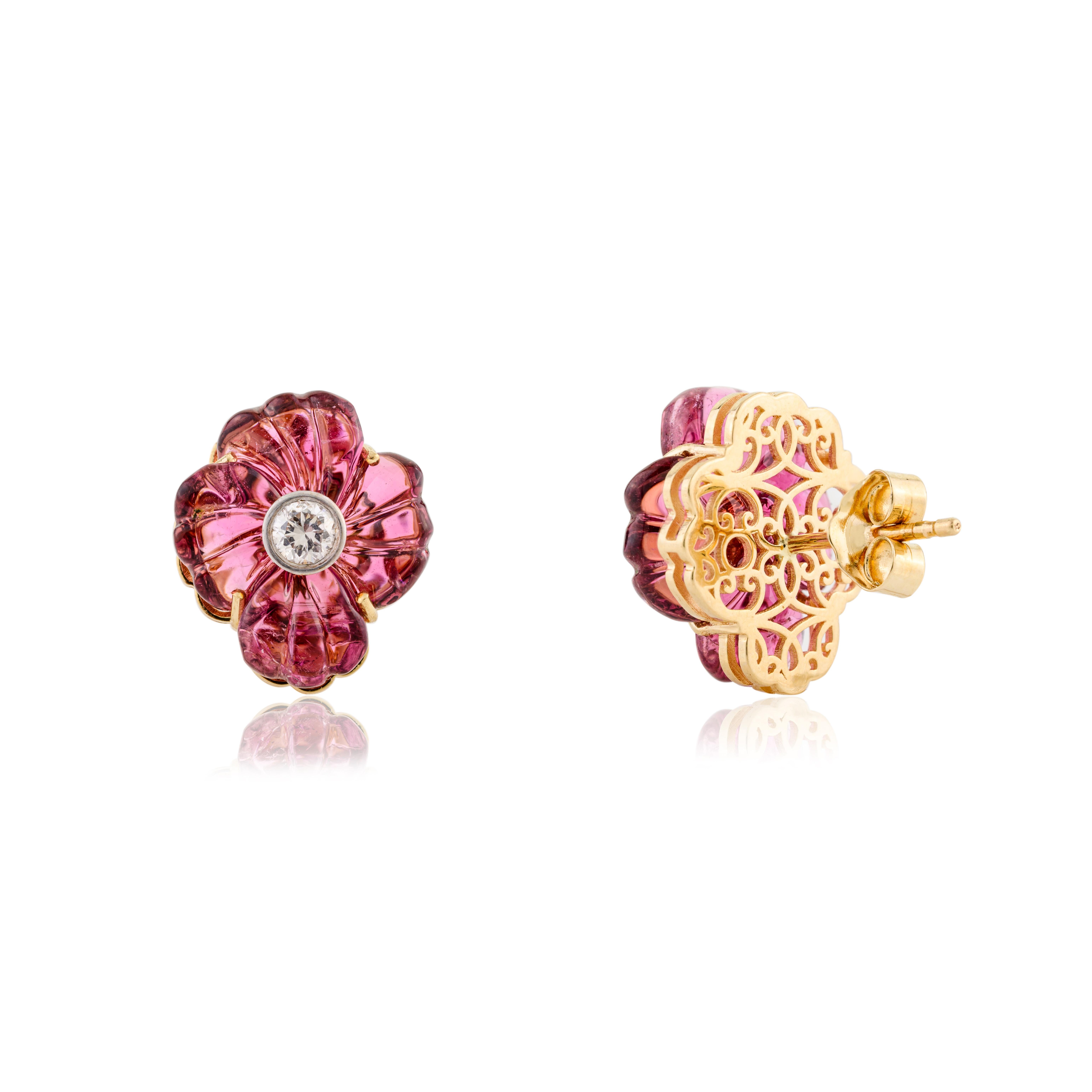9.25 Carat Carved Tourmaline Big Flower Stud Earrings in 18k Solid Yellow Gold For Sale 1