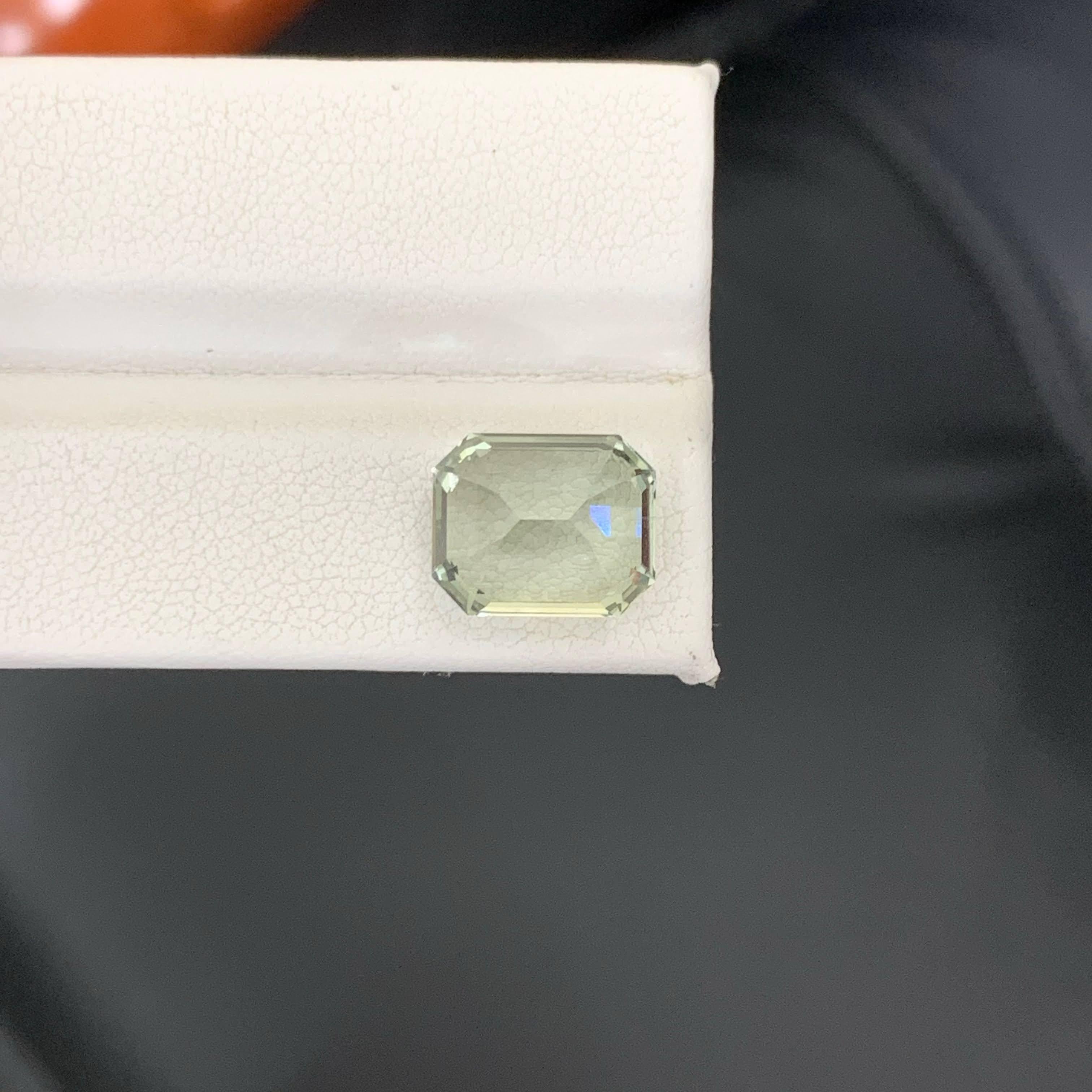 9.25 quilates de amatista verdosa natural suelta talla cojín gema africana Moderno en venta