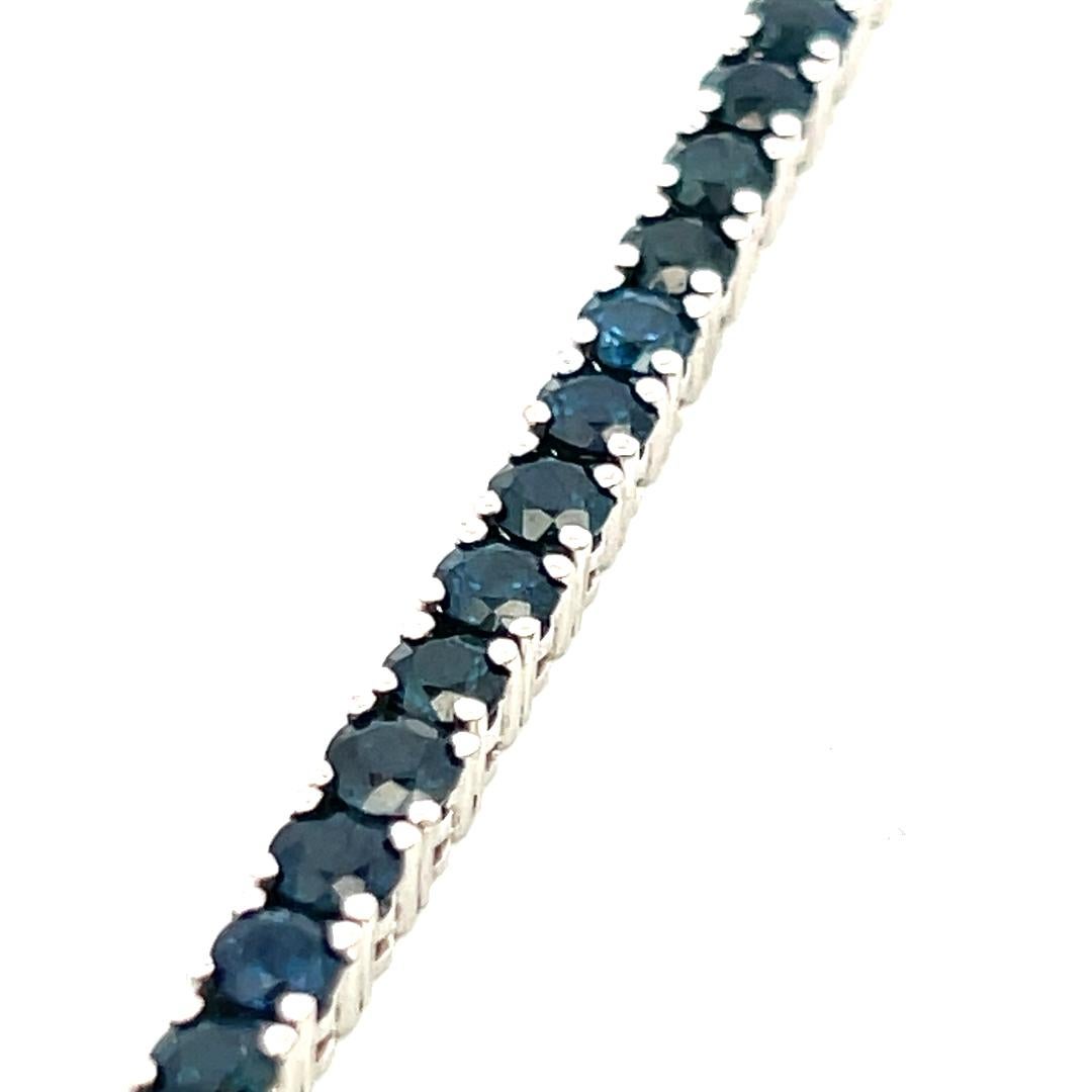 9.25 Carat Round Sapphire 18 Karat White Gold Tennis Bracelet For Sale 3