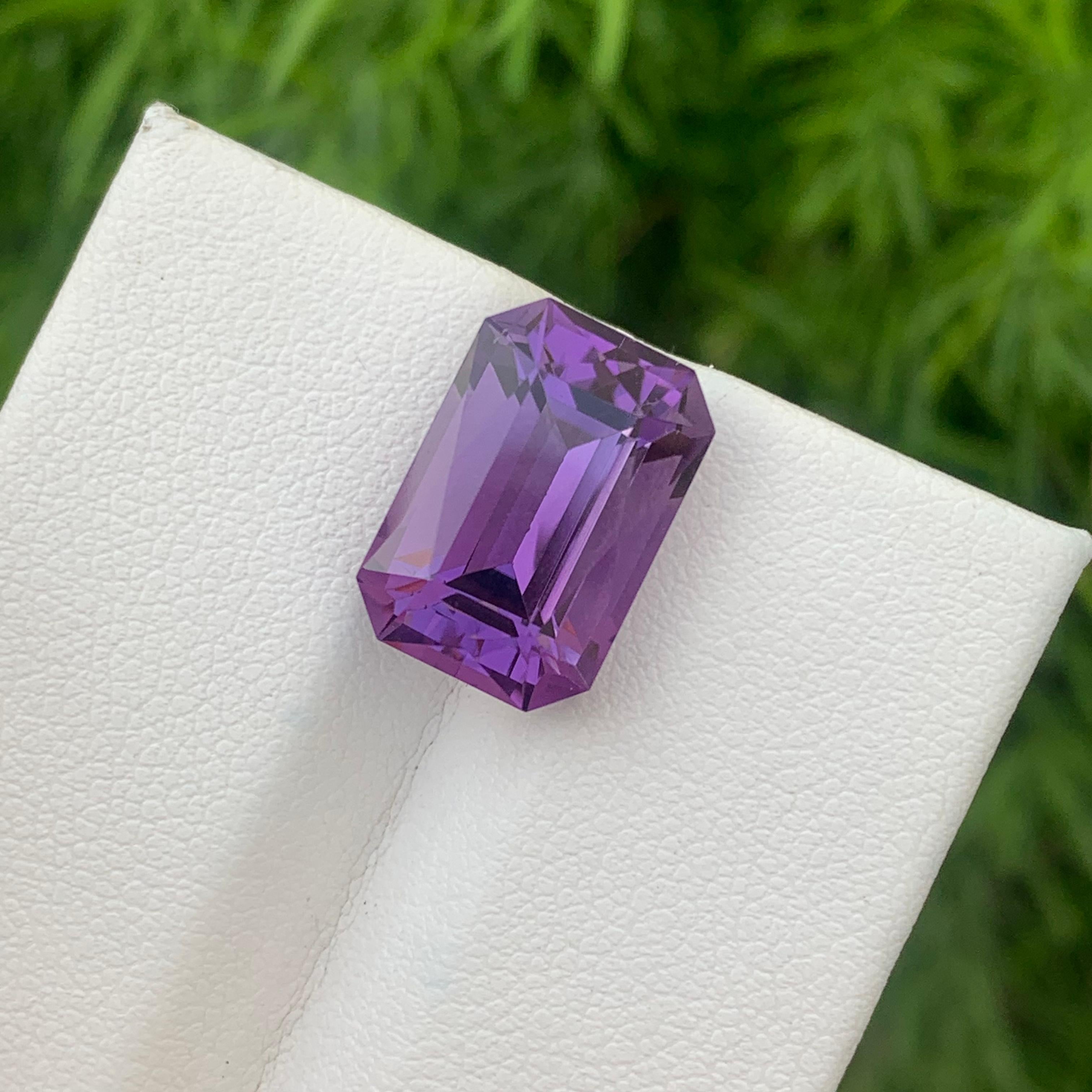 Arts and Crafts 9.25 Carats Beautiful Faceted Purple Amethyst Ring Gemstone February Birthstone For Sale