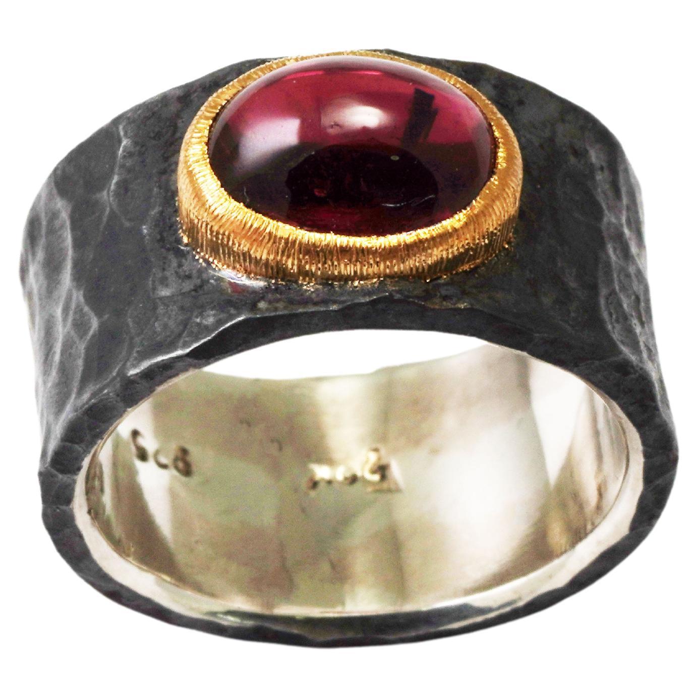 925 Oxidized Silver 22kt Gold Crimson Garnet Ring For Sale