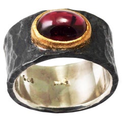 Bague Crimson en argent oxydé 925 et or 22 carats