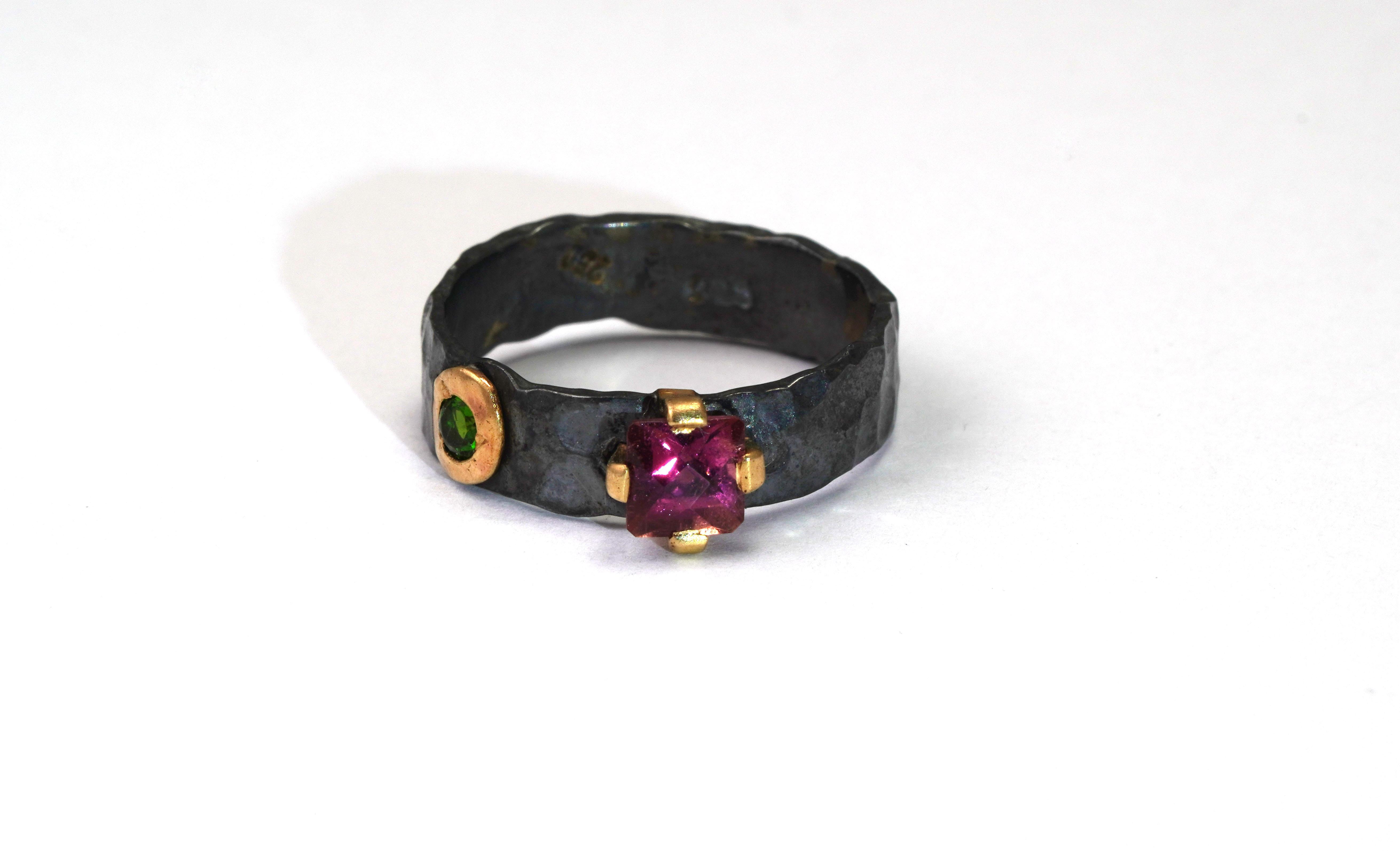 Women's 925 Oxidized Silver Ring 18 Karat Gold Tourmaline Rubellite Green Tsavorite Ring For Sale