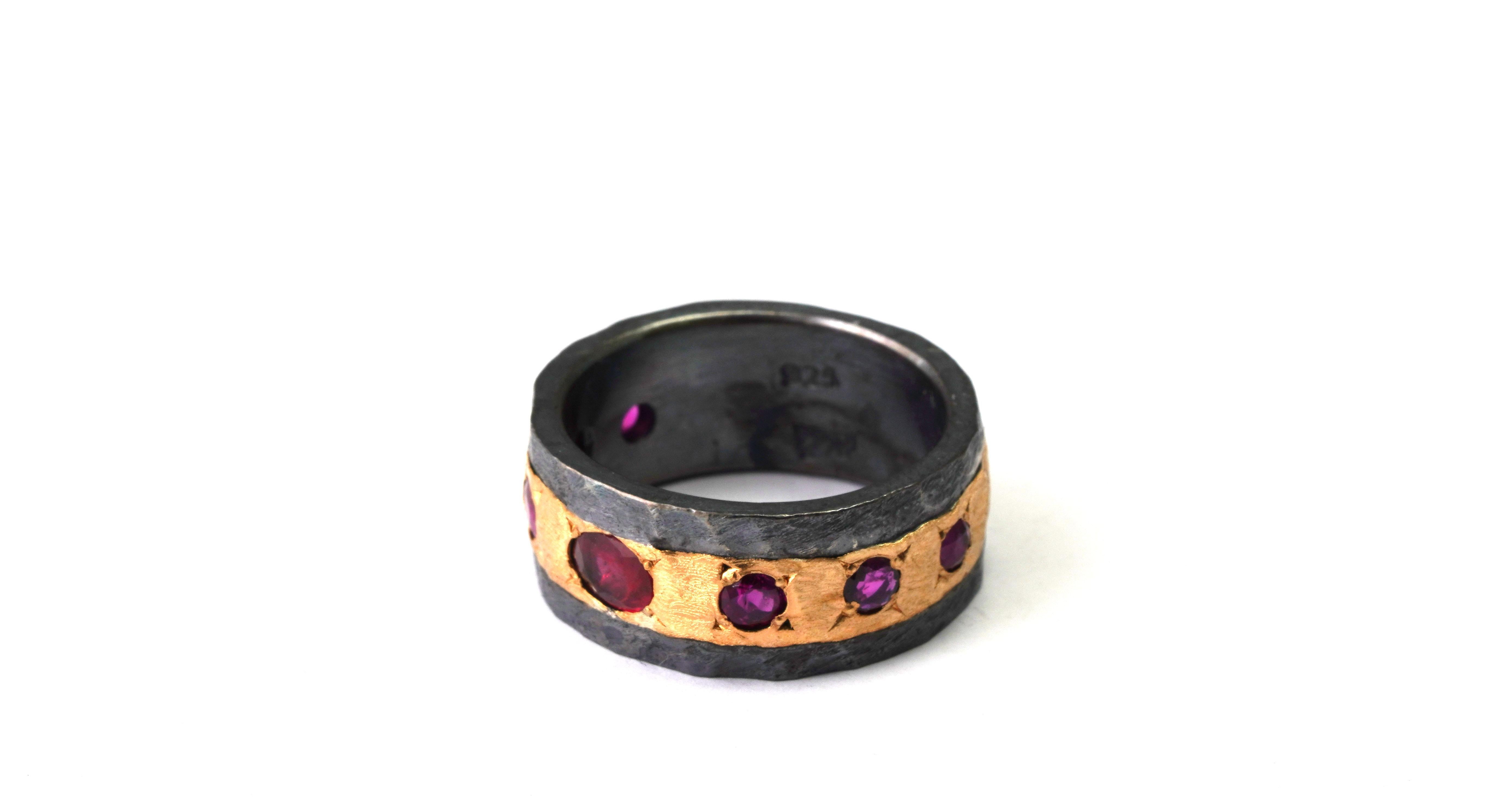 Modern 925 Oxidized Silver Ring 22 Karat Yellow Gold Ruby Ring For Sale