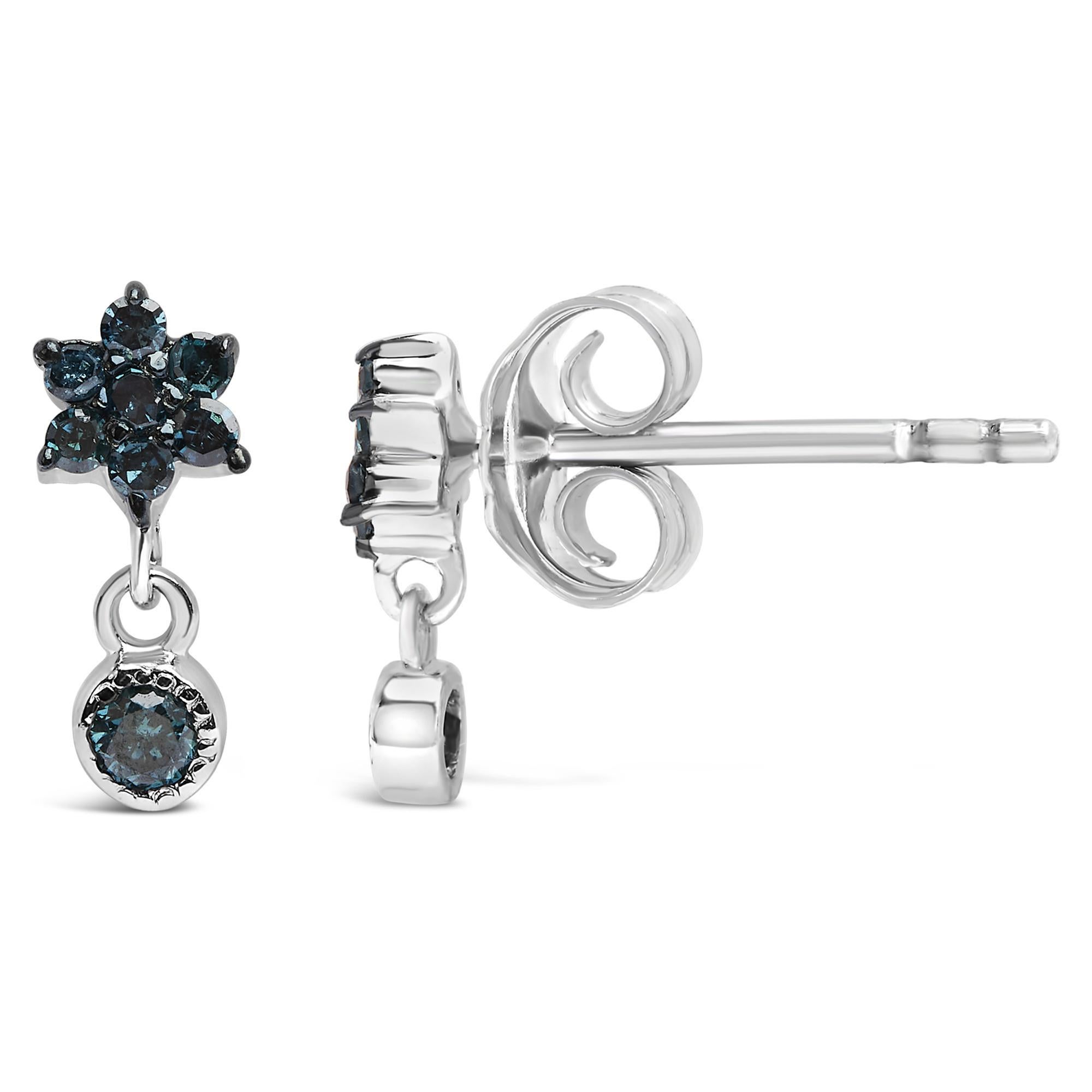 Moderno A. Silver 1/10 Cttw Blue Treated Diamond Star Stud Bezel Drop Dangle Earrings (orecchini a goccia con castone) in vendita