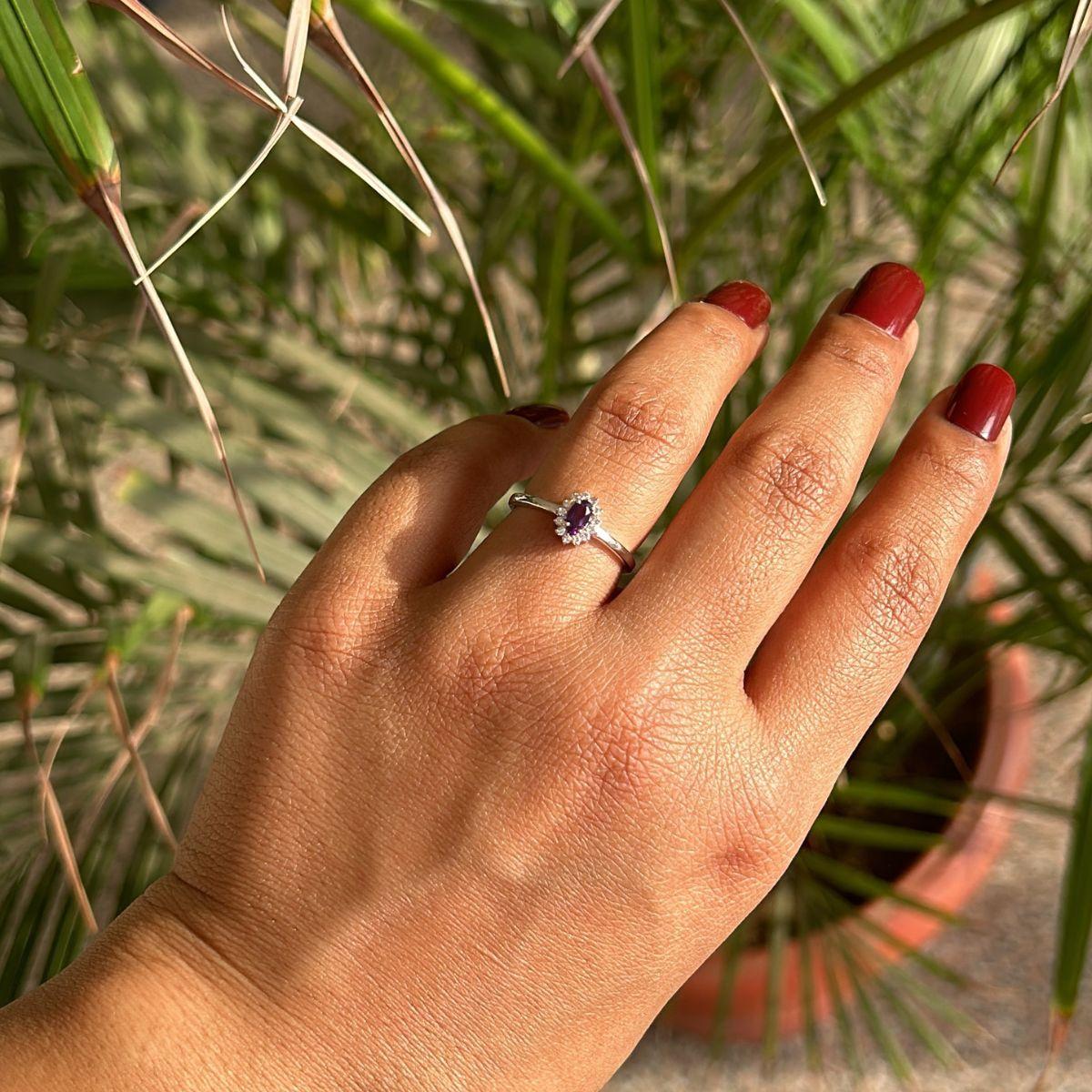 in vendita:  Anello in argento con ametista, pietra di febbraio, zirconi a grappolo per tutti i giorni, per la mamma 4