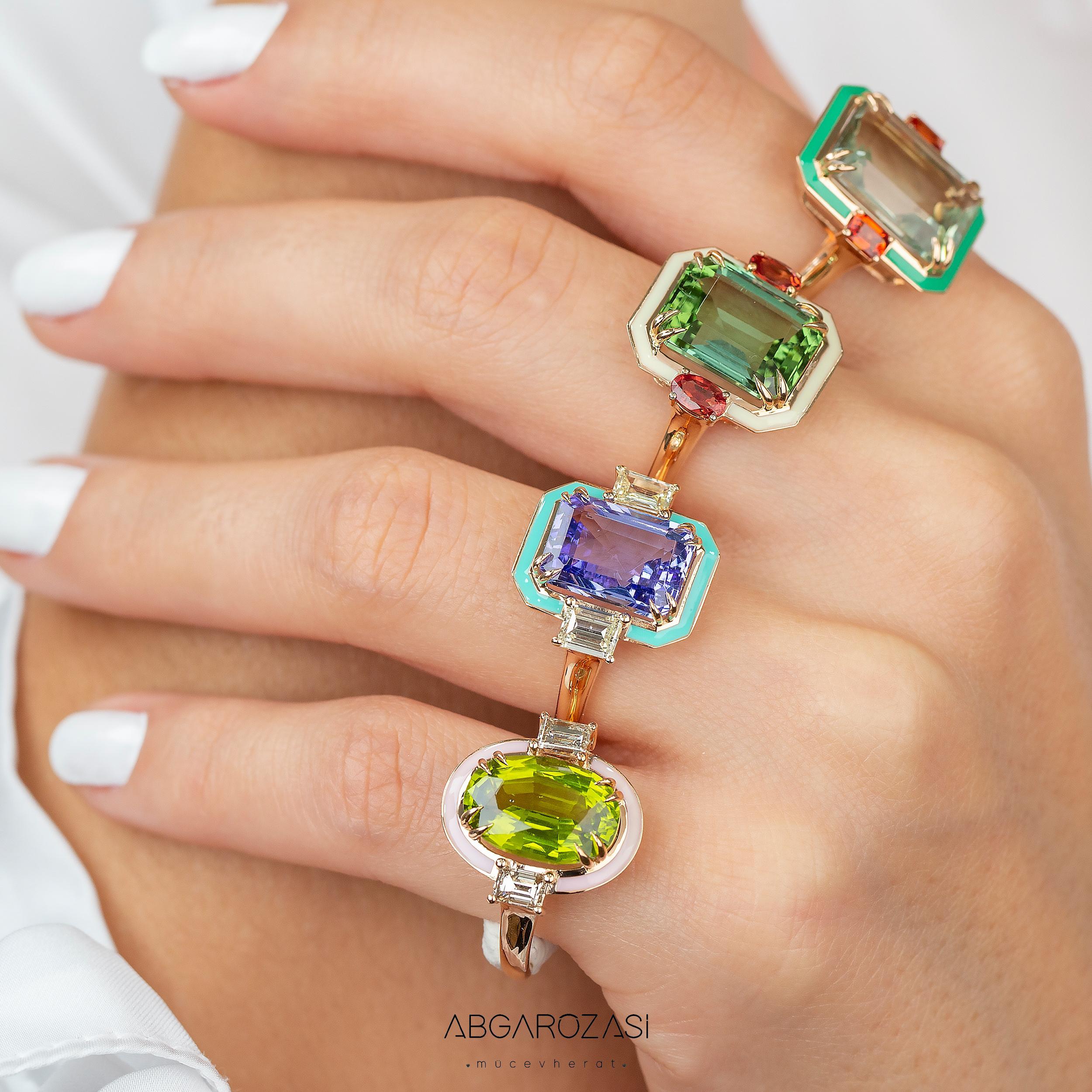 925 Silver Artdeco Synthetic Emerald Cocktail Ring, Emerald and Ruby For Sale 1