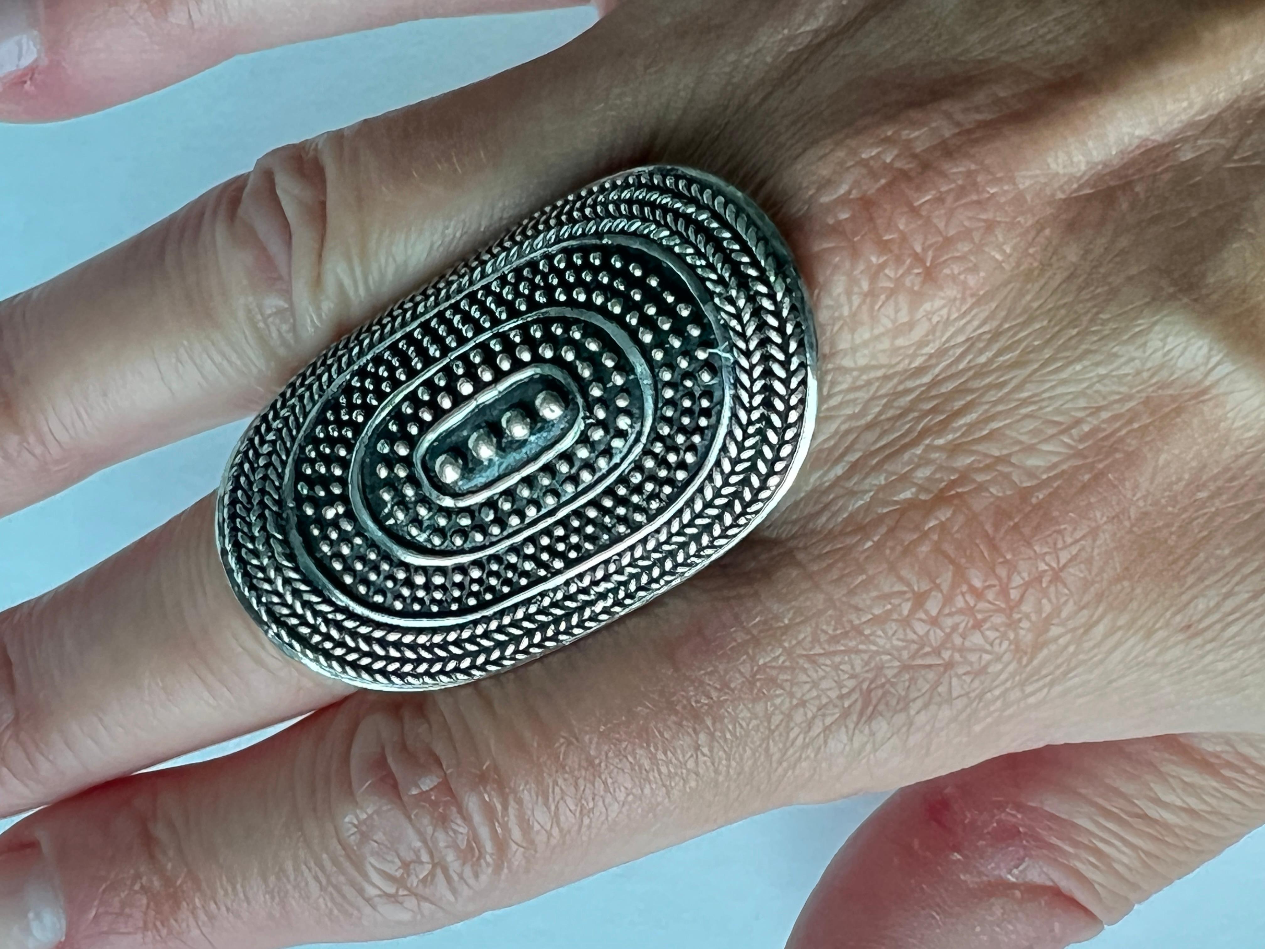 Women's 925 Silver Caviar Oval Disc Ring For Sale