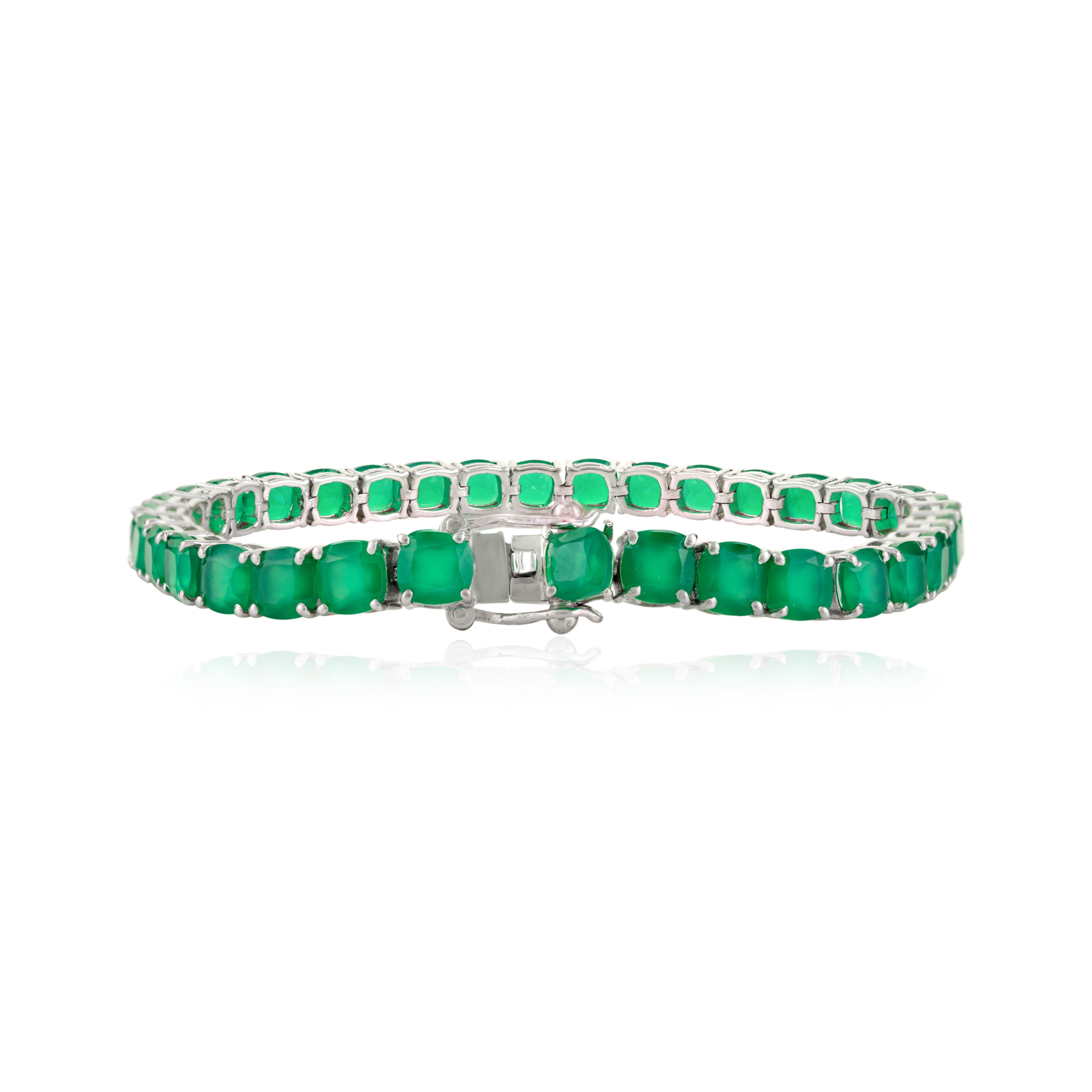 Bracciale tennis in argento 925 con onice verde tagliato a cuscino per un regalo di anniversario di matrimonio In condizioni Nuovo in vendita a New York, NY