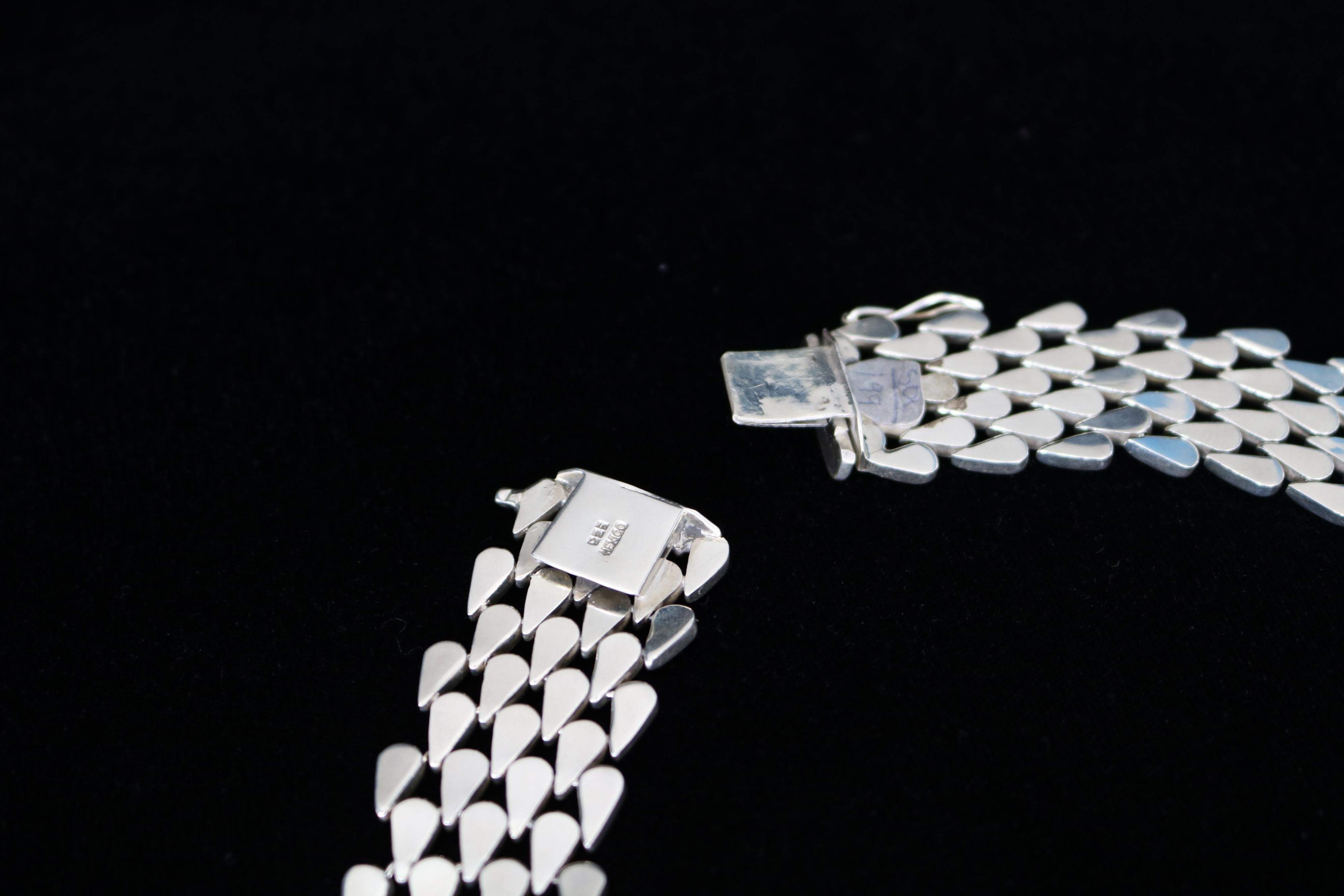 925 Silver Drop Design Link Necklace In New Condition For Sale In Miami, FL