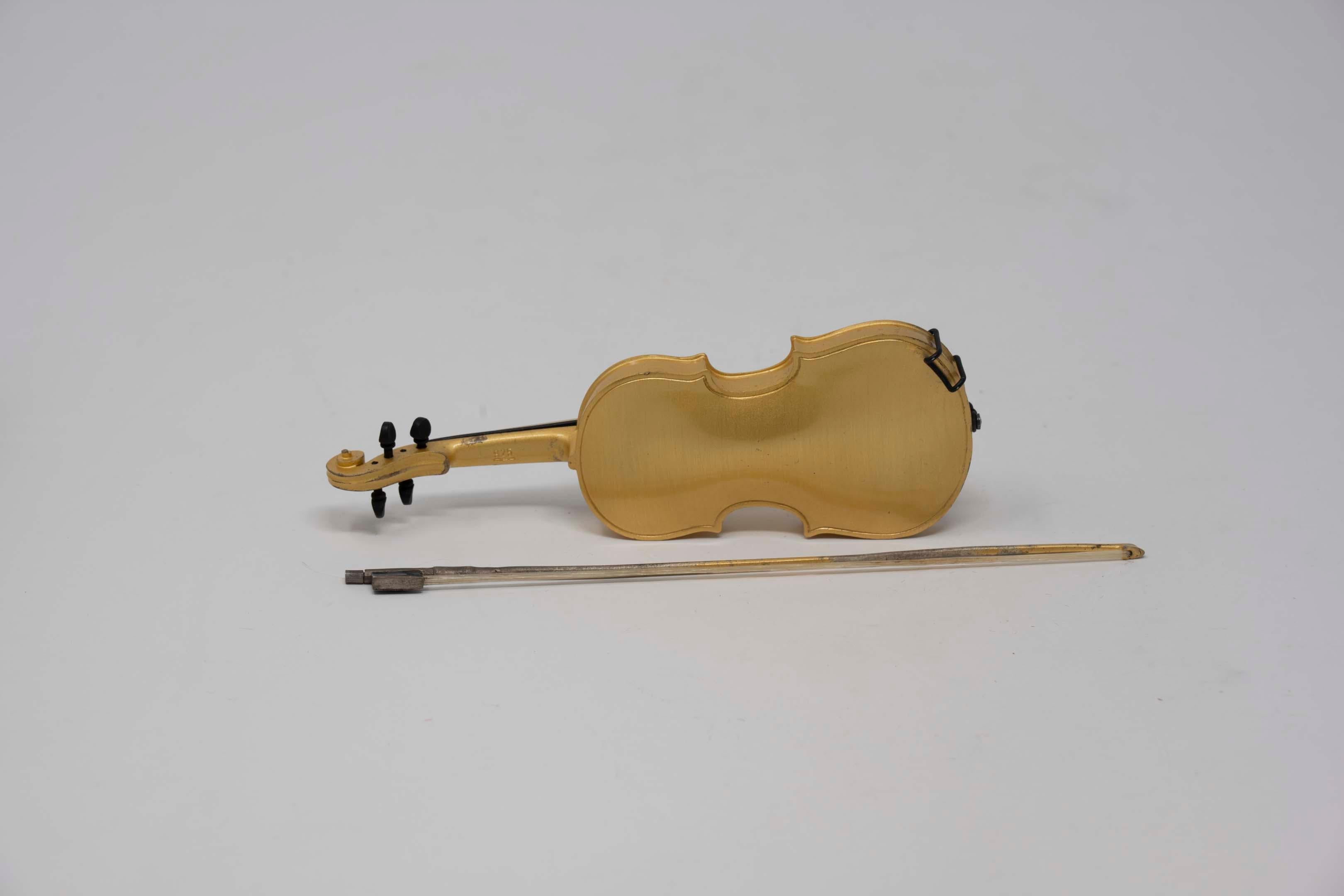 925 Silber vergoldete Cira-Violin-Miniatur mit Etui für Damen oder Herren im Angebot