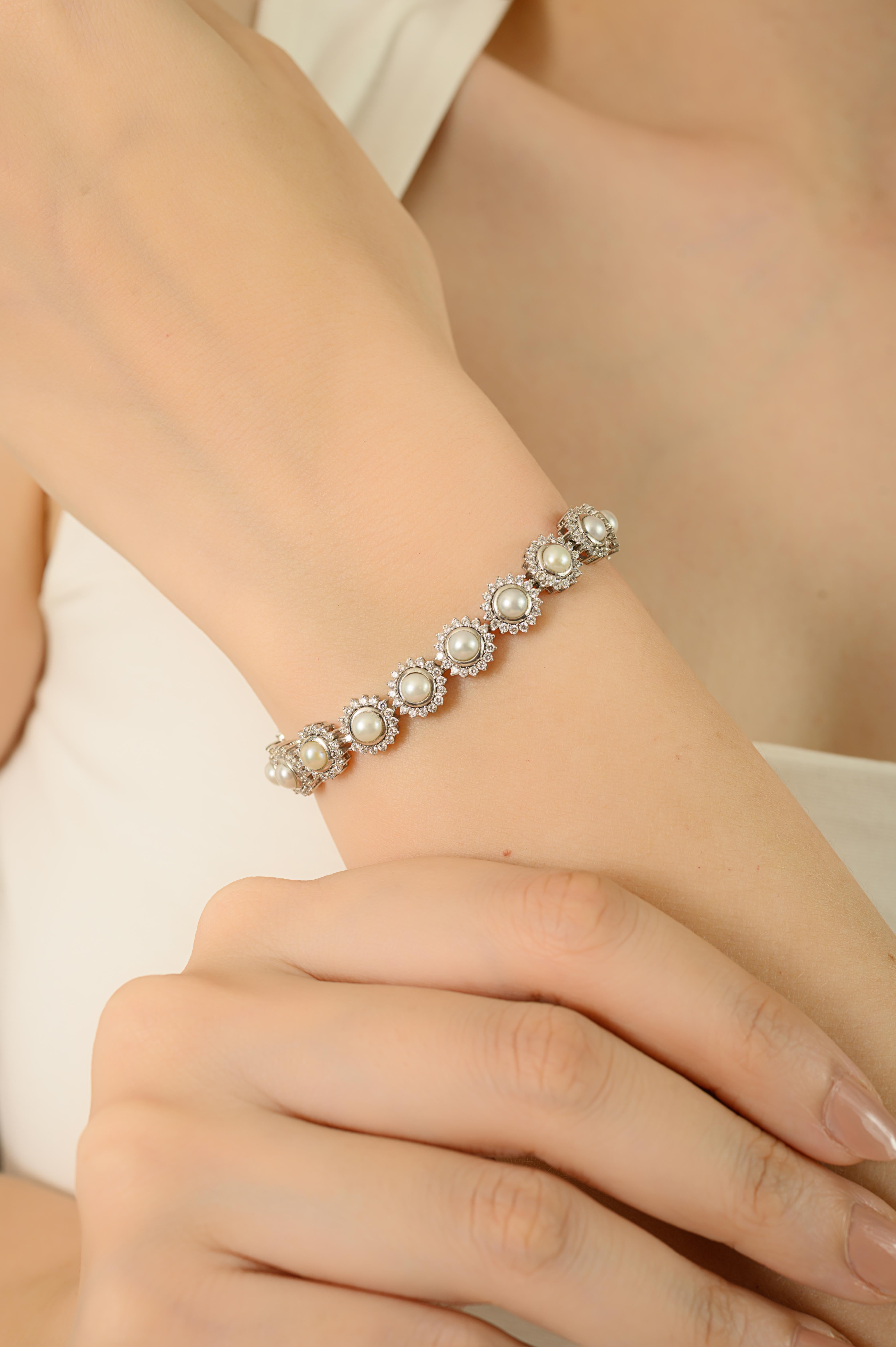 Round Cut 925 Silver Natural Pearl & Cubic Zirconia Halo Tennis Bracelet for Women For Sale