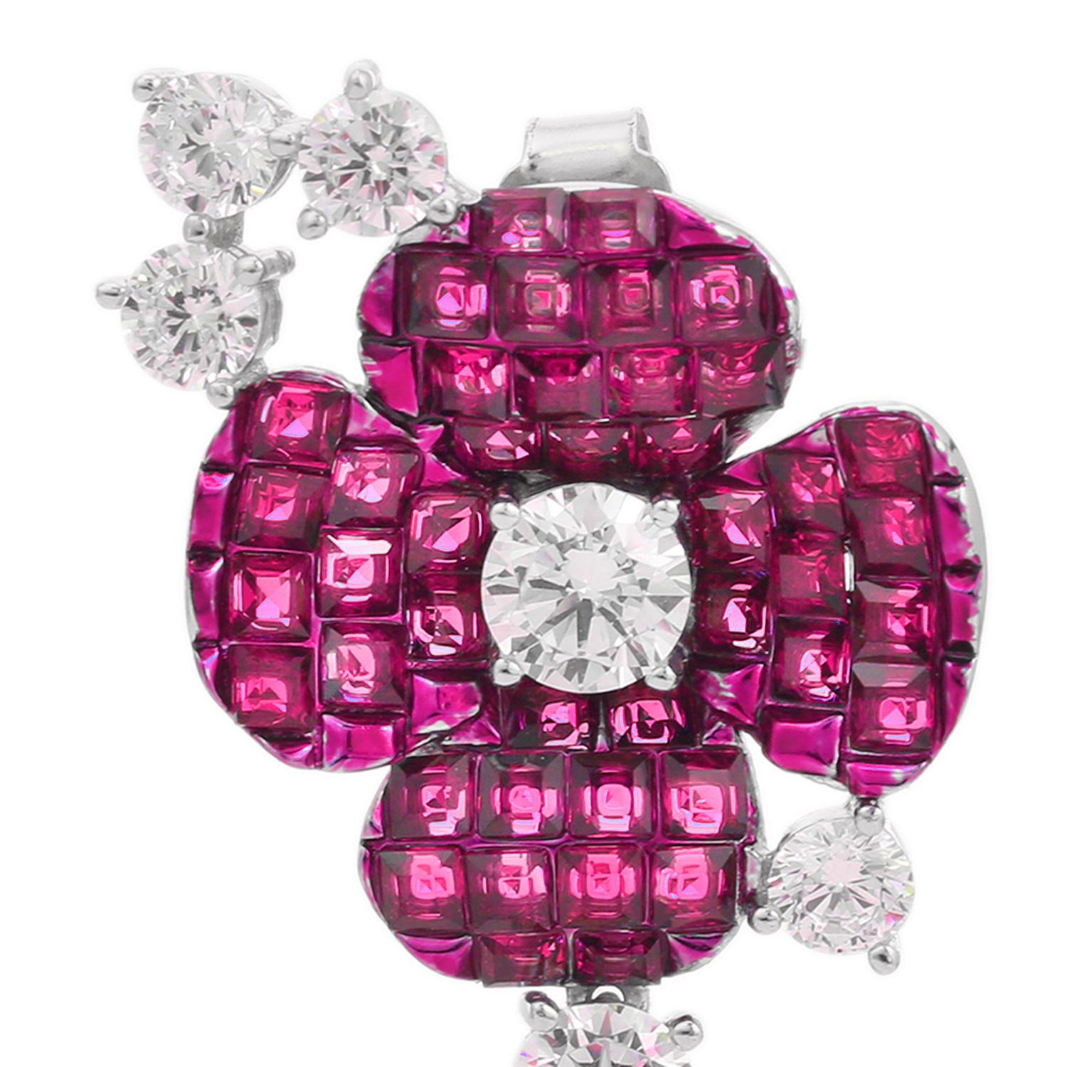 Modern 925 Silver Pink Color Rhinestone Flower Drop Earrings for Luxury Jewelry Gift For Sale