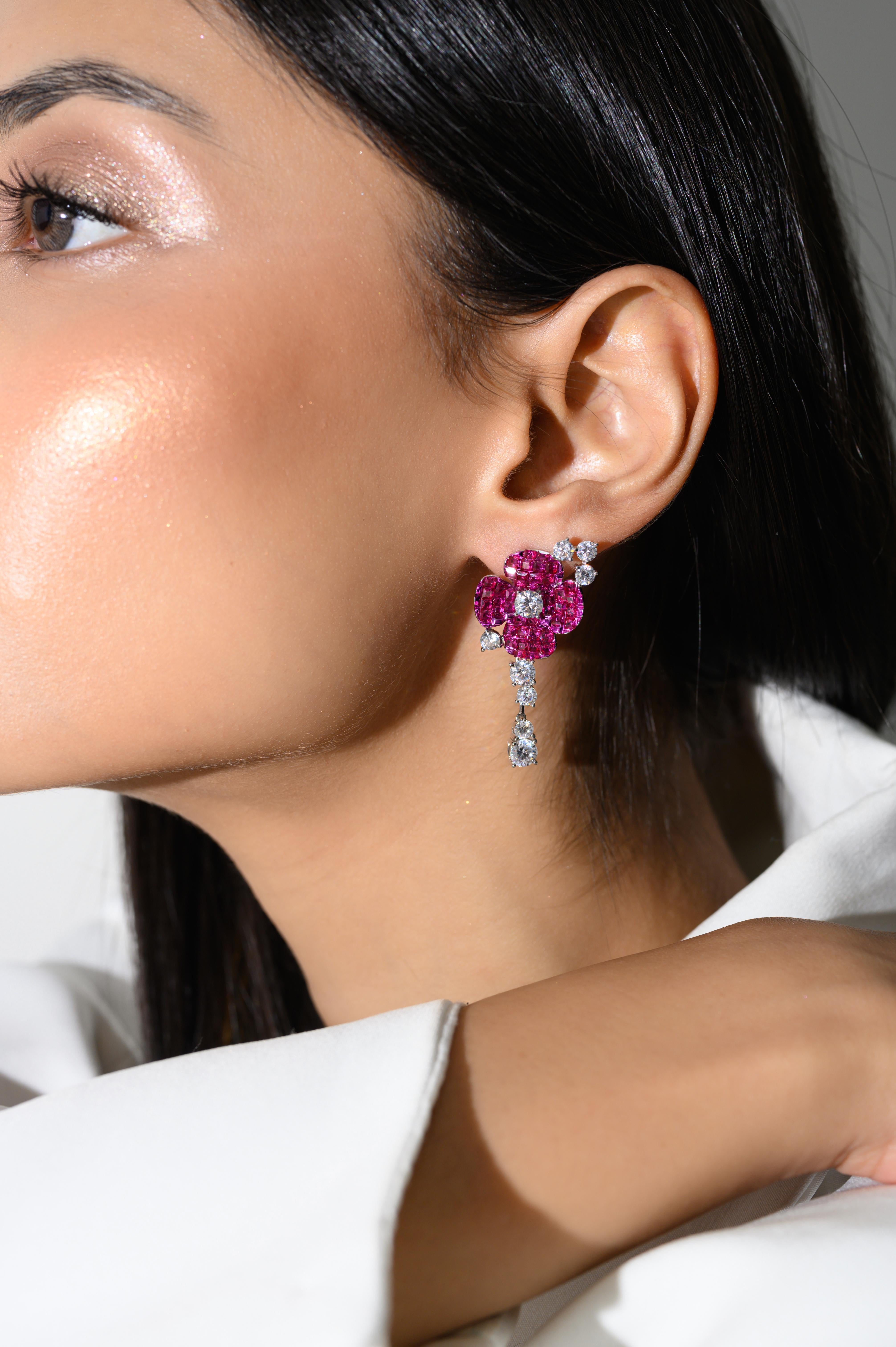Round Cut 925 Silver Pink Color Rhinestone Flower Drop Earrings for Luxury Jewelry Gift For Sale