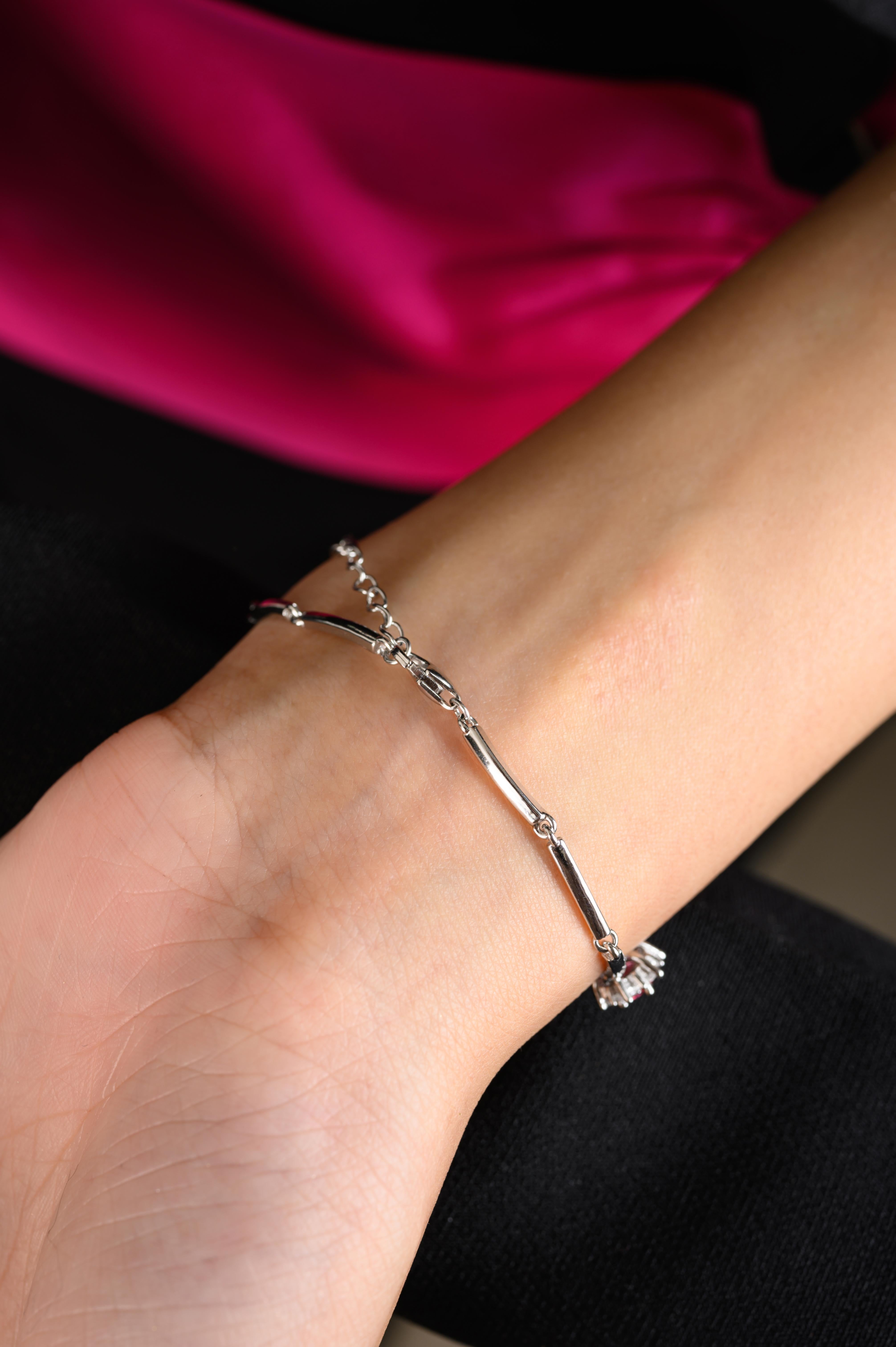 Round Cut 925 Silver Radiant Pink Color Zircon Helo Chain Bracelet for Grandma Gift For Sale