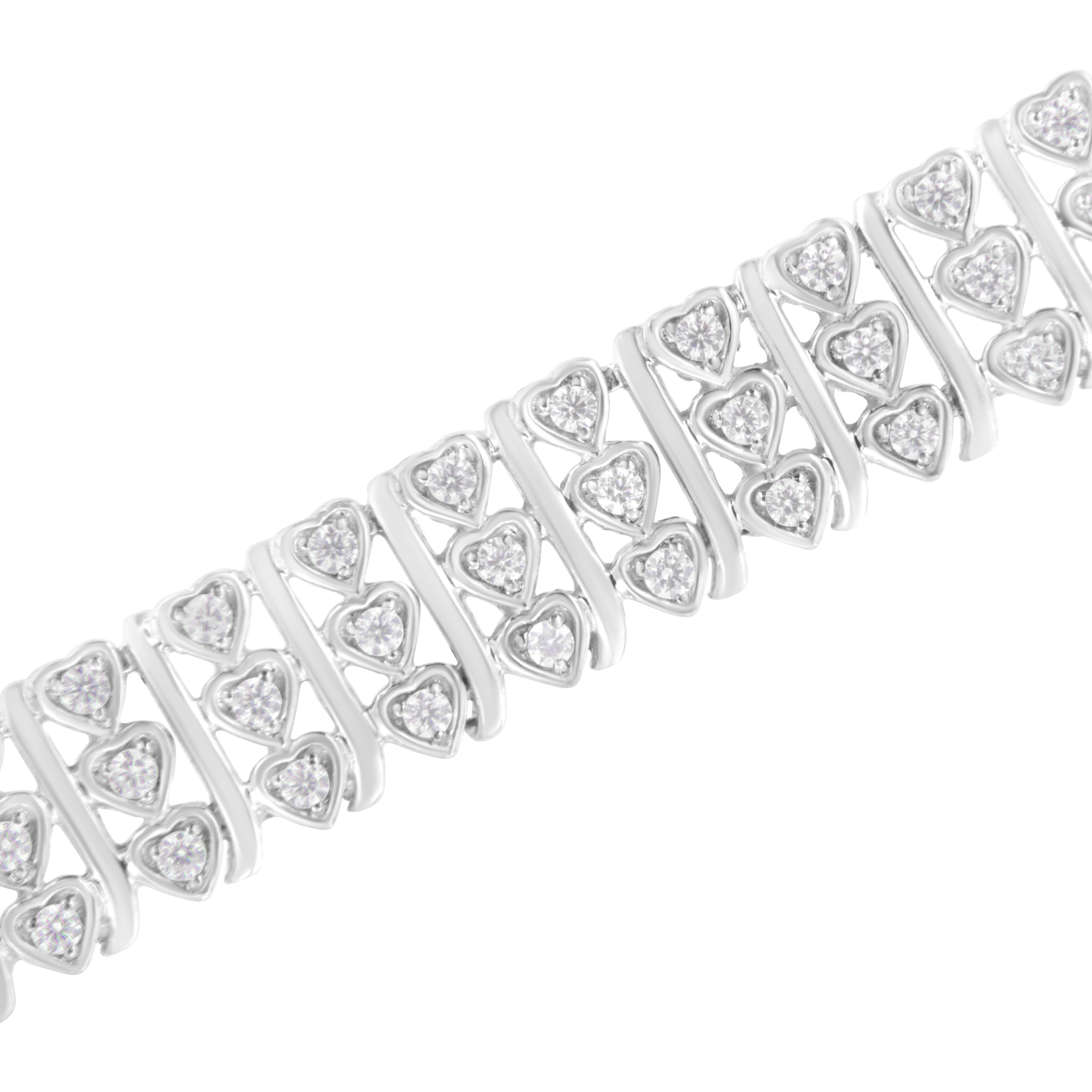 .925 Sterlingsilber 1 1/2 Karat runder Diamant 3-reihiges Herz-Gliederarmband (Rundschliff) im Angebot