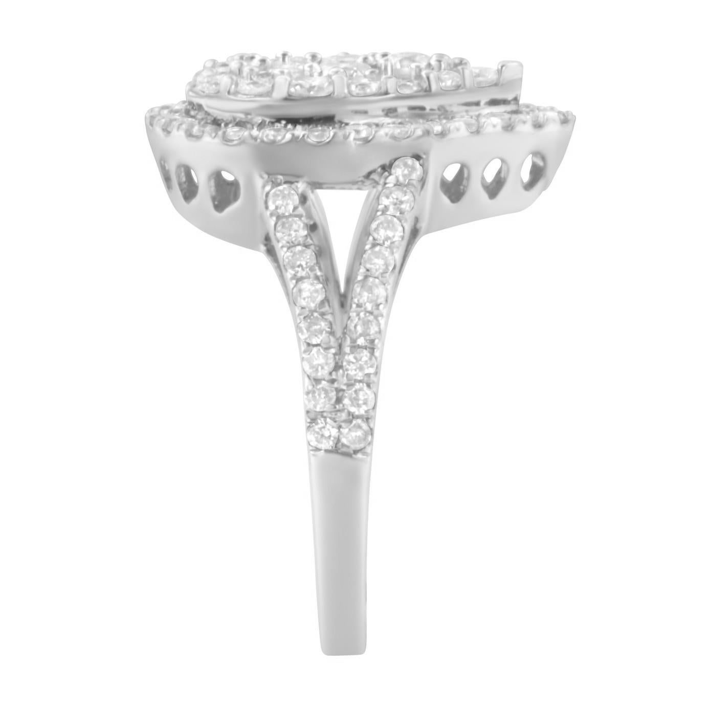 .925 Sterling Silver 1 1/2 Cttw Diamond Cluster Ring (H-I Color, I1-I2 Clarity) In New Condition For Sale In New York, NY