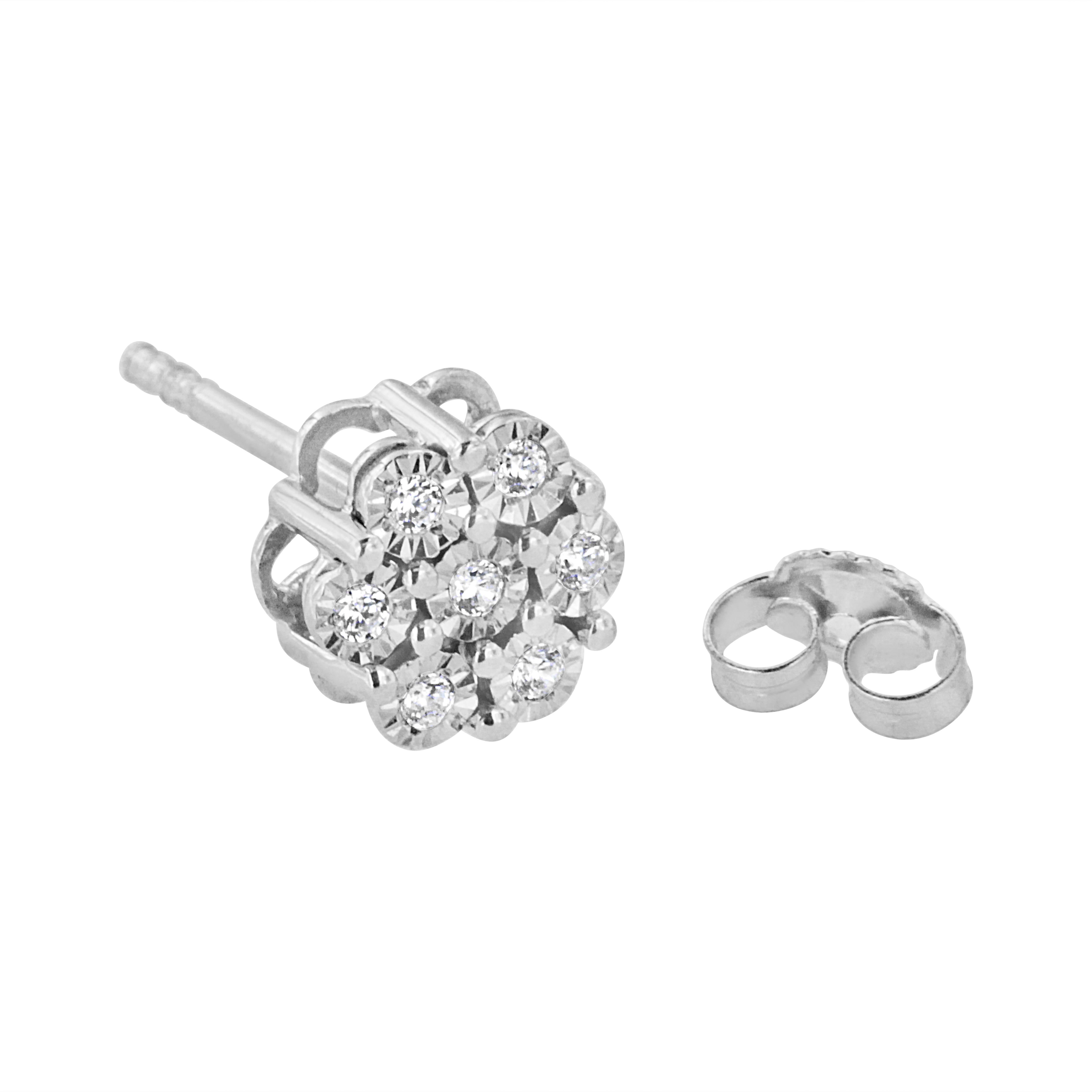 .925 Sterling Silver 1/10 Carat Rose-Cut Diamond Floral Cluster Stud Earring In New Condition For Sale In New York, NY