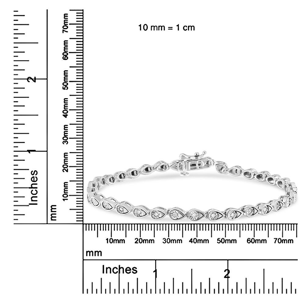 Contemporary .925 Sterling Silver 1/10 Carat Round-Cut Diamond Pear Link Bracelet For Sale