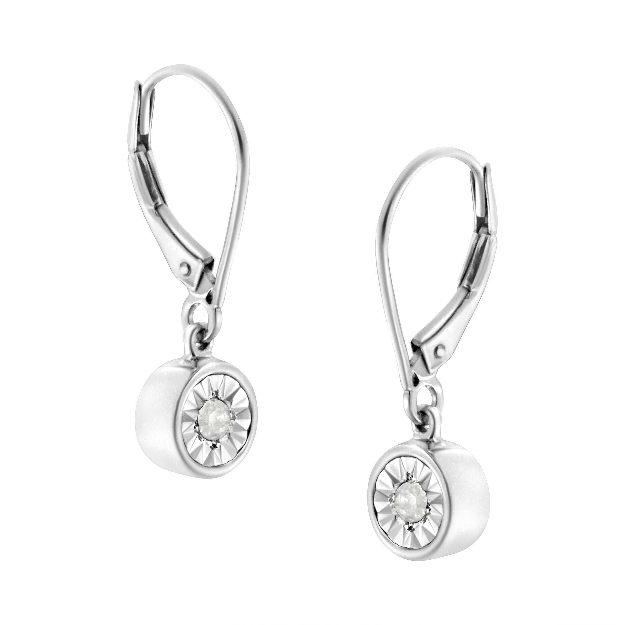 .925 Sterlingsilber 1/10 Gesamtkaratgewicht Lünette-Set Rundschliff Diamant-Akzent-Ohrring (Moderne)