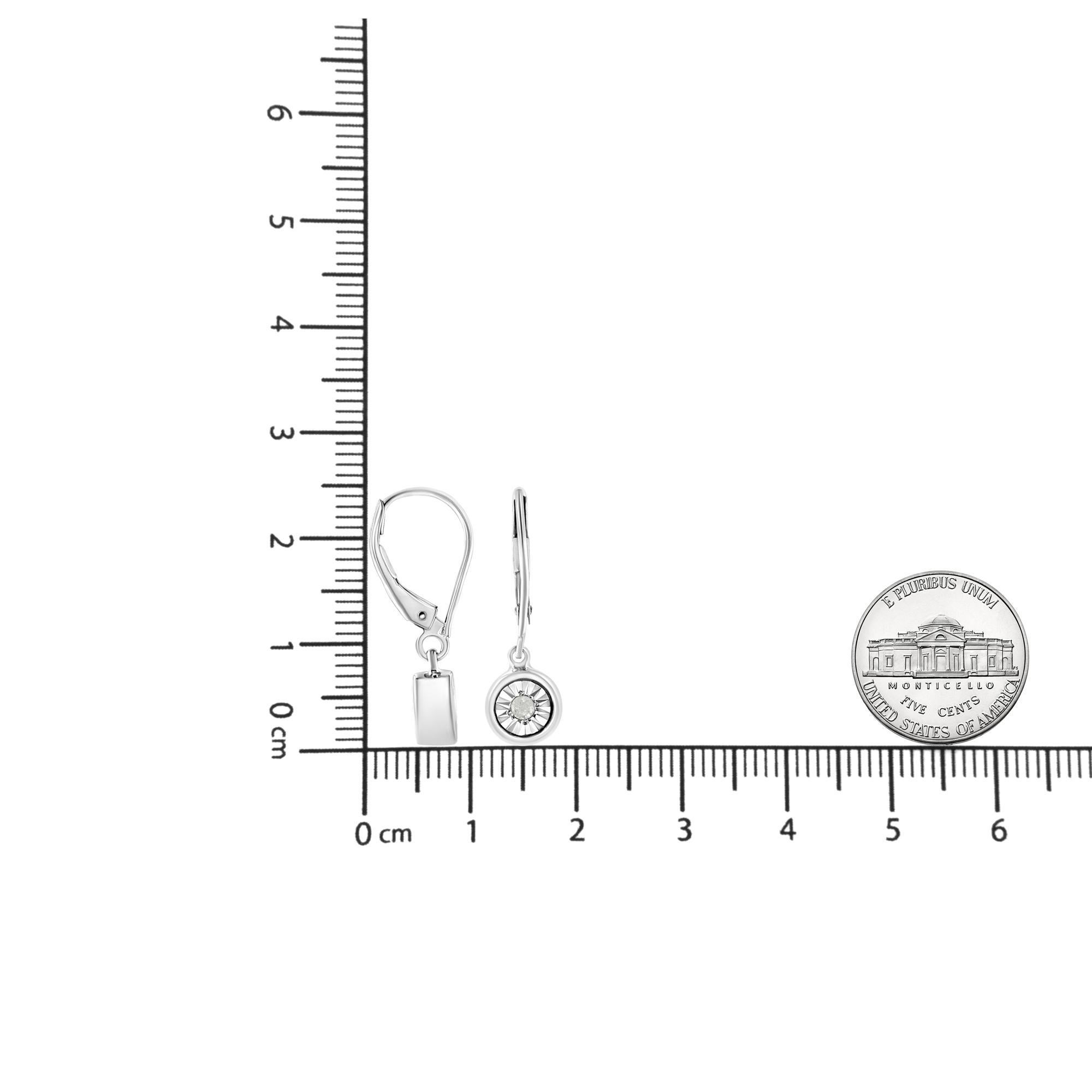 .925 Sterlingsilber 1/10 Gesamtkaratgewicht Lünette-Set Rundschliff Diamant-Akzent-Ohrring Damen