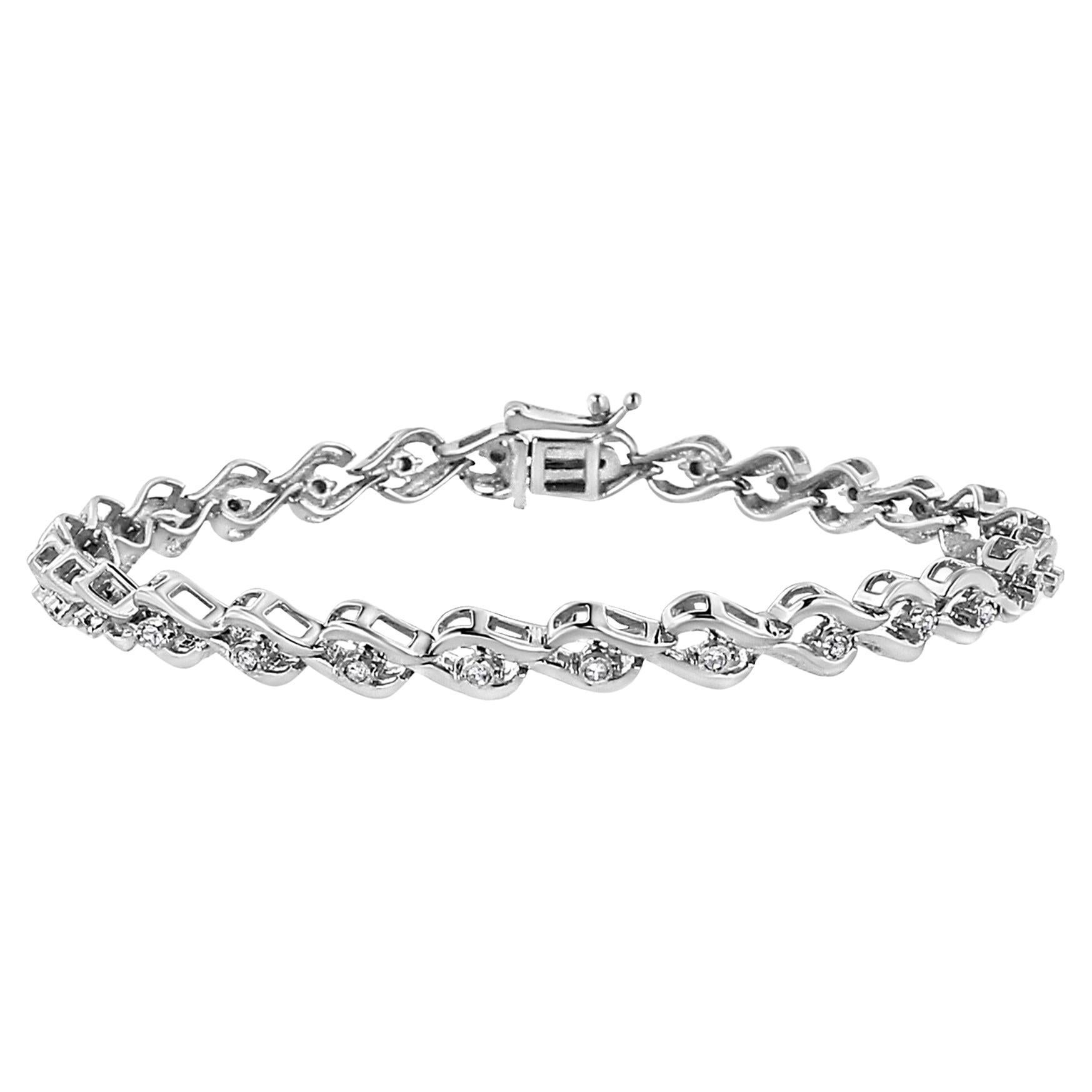 .925 Sterling Silver 1/10 Cttw Round-Cut Diamond Link Bracelet