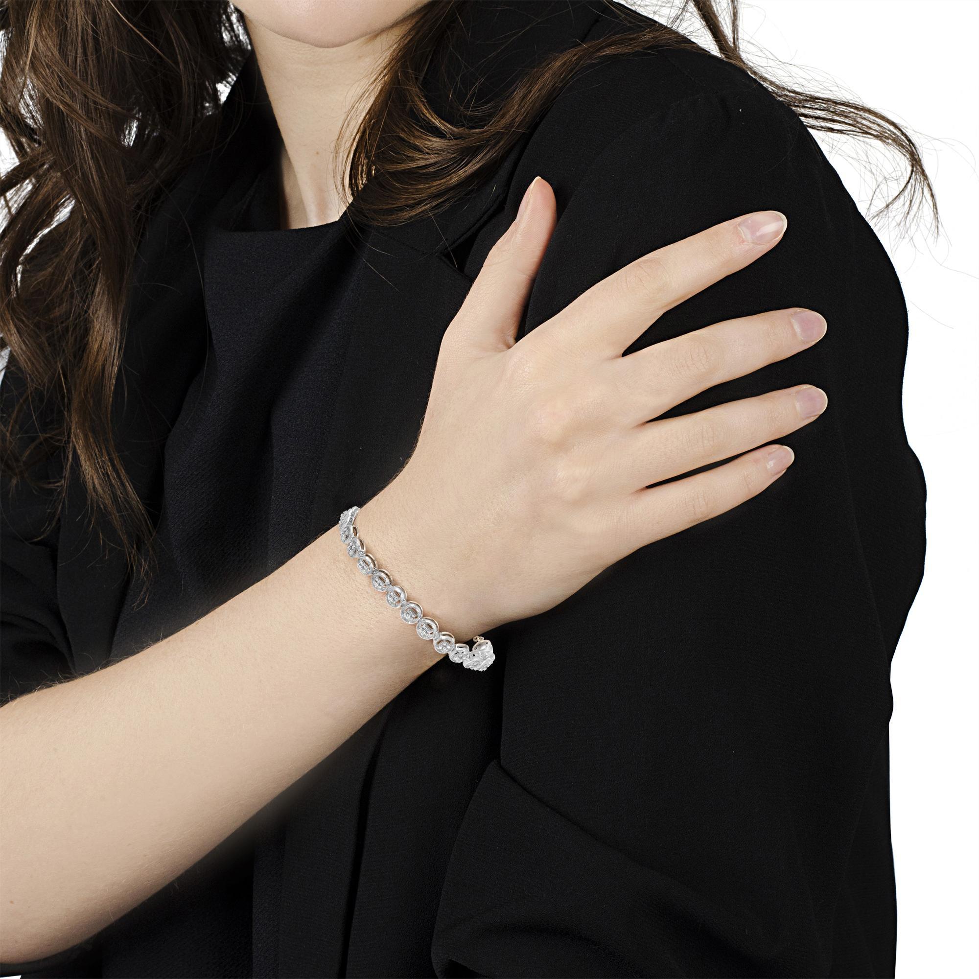 Bracciale Bolo in argento 925 con diamanti rotondi da 1/10 Cttw In condizioni Nuovo in vendita a New York, NY