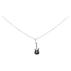 Argento 925 1/10 Cttw Trattato  Collana con ciondolo a forma di chitarra con diamante da 18 pollici