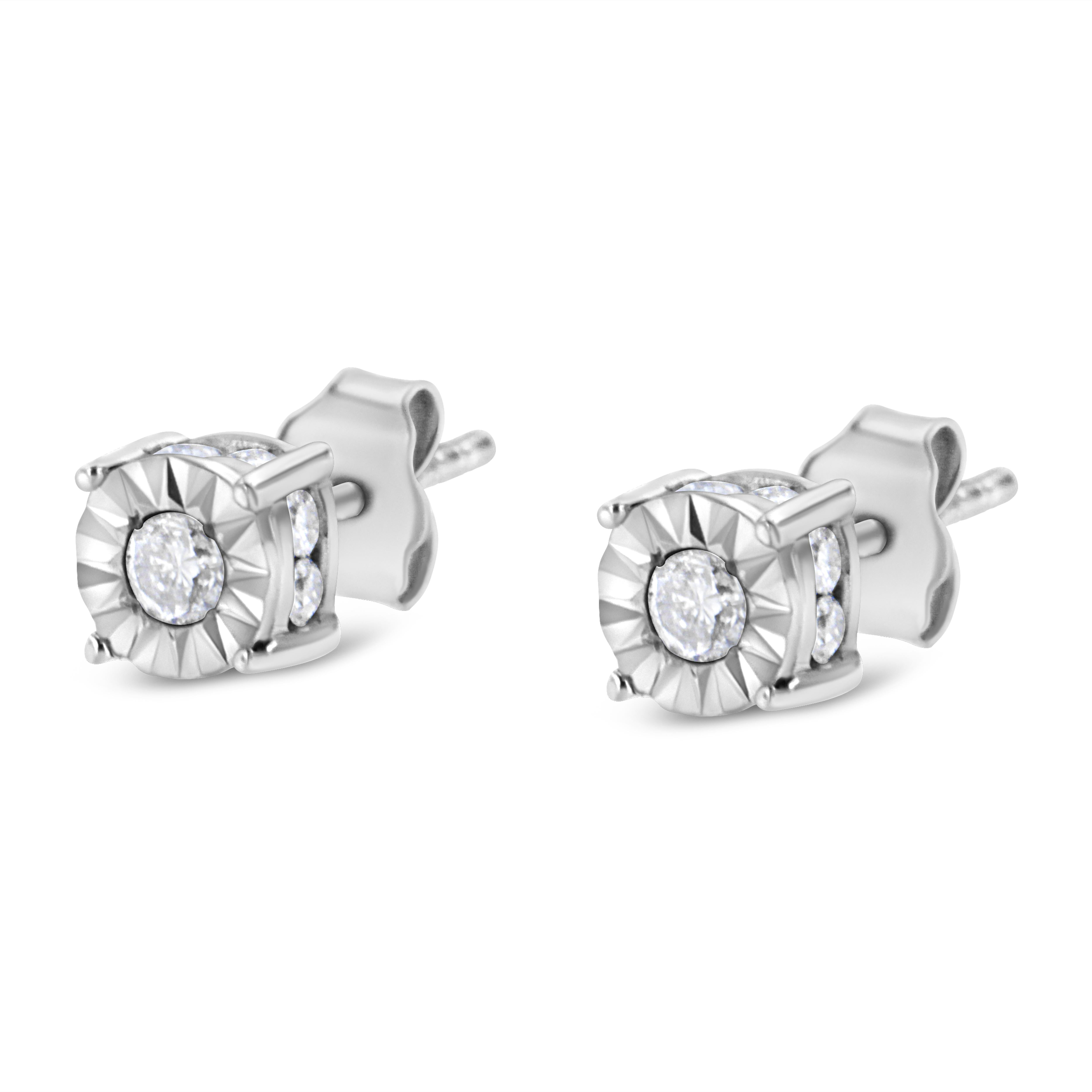 .925 Sterling Silver 1/2 Carat Miracle-Set Round Cut Diamond Stud Earrings In condizioni Nuovo in vendita a New York, NY