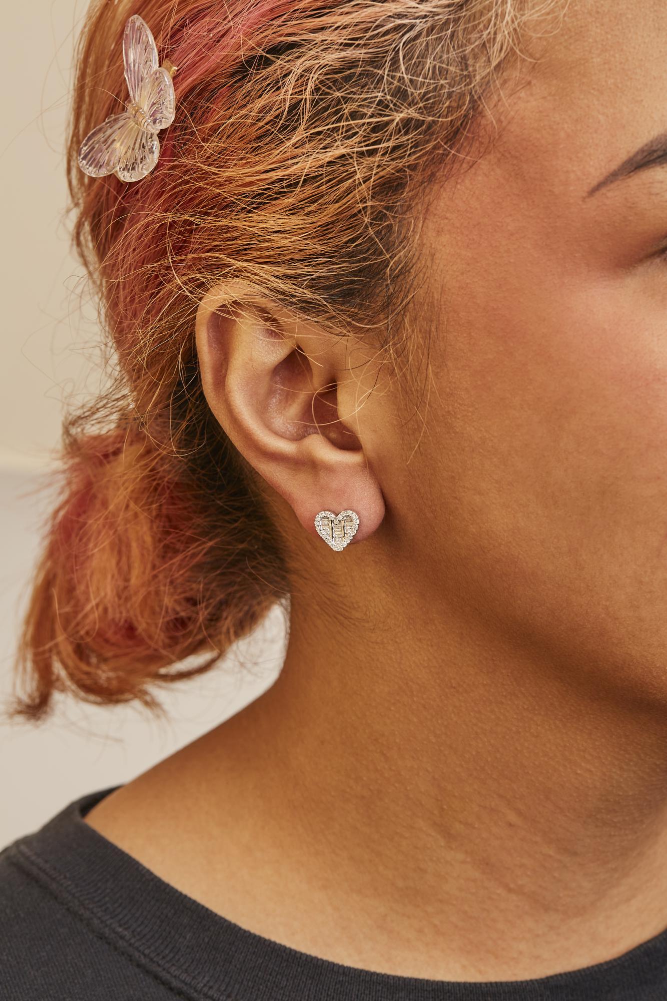 Pendiente de plata de ley .925 con diamante compuesto de 1/2 qt en forma de corazón Corte redondo en venta