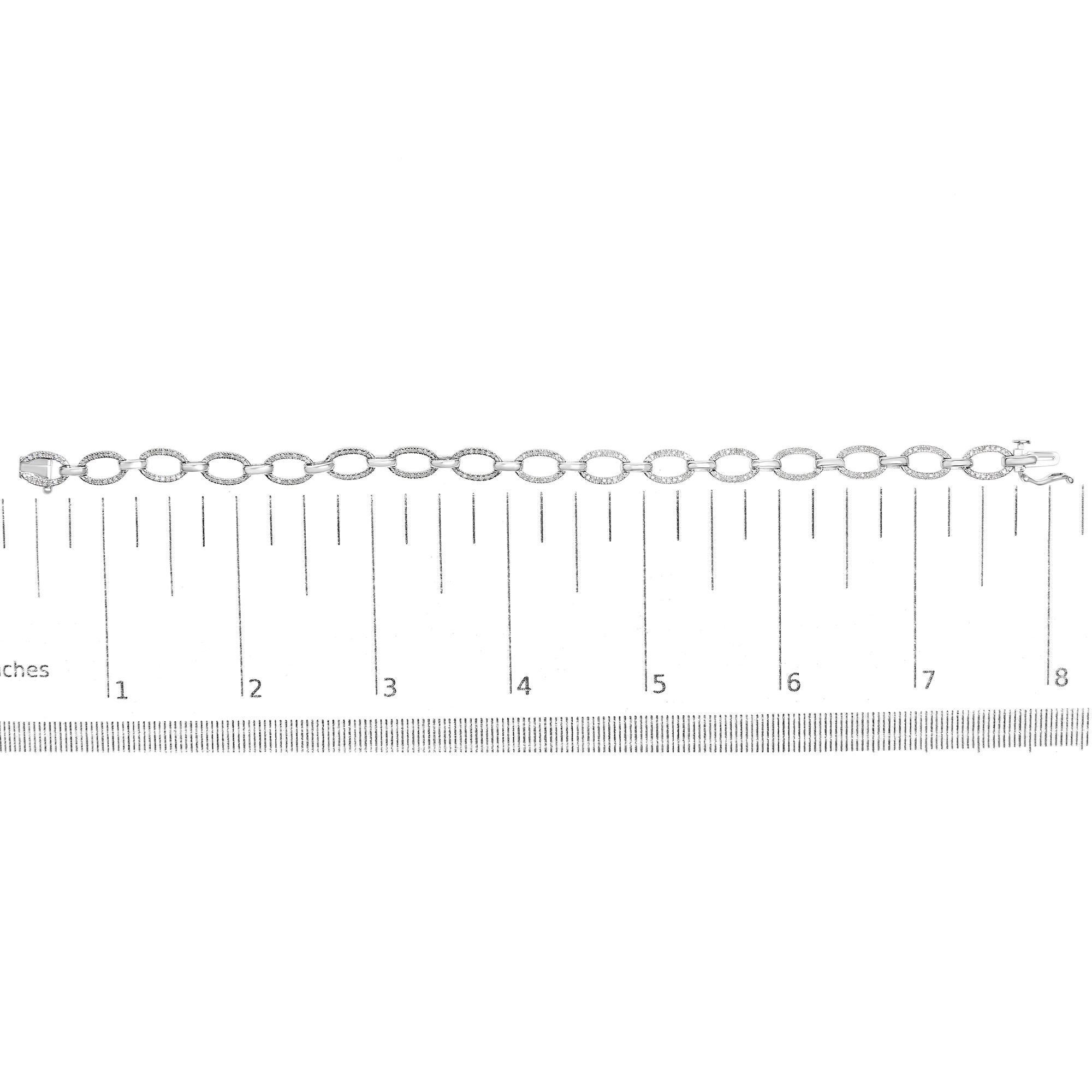 Argento 925 1/2 ctw di diamante   Bracciale ovale A Link In condizioni Nuovo in vendita a New York, NY