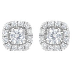 Clous d'oreilles solitaires en argent sterling de 1/2 carat avec diamant de taille ronde de .925 carat