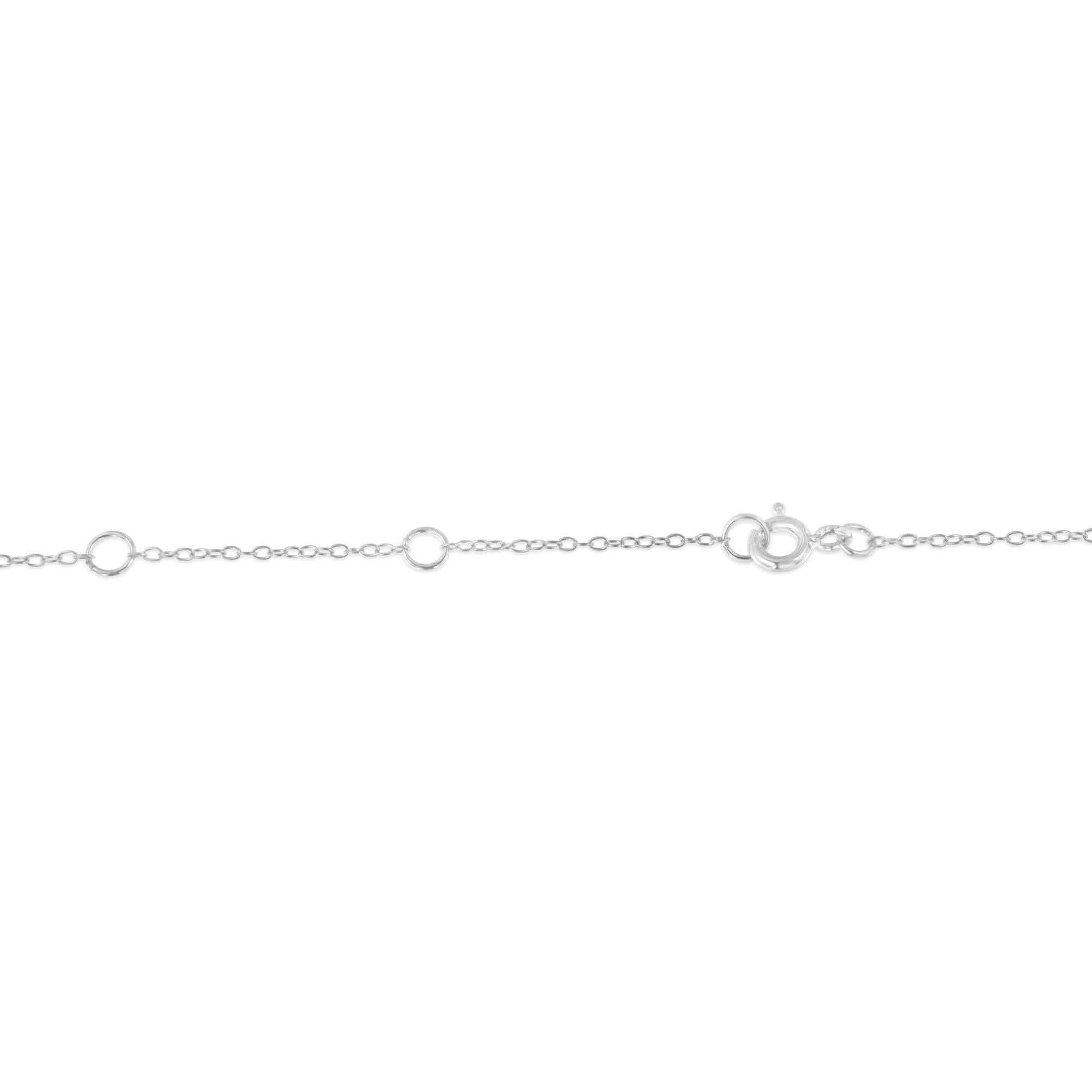.925 Plata de Ley 1/2 cttw Collar Estación de Diamantes Color Azul Tratado Moderno en venta