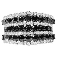 .925 Sterling Silver 1 3/4 Cttw Treated Alternating Diamond Multi Row Band Ring (bague à plusieurs rangs de diamants alternés)