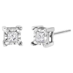 Clous d'oreilles solitaires en argent sterling avec diamant taille princesse de 1/3 carat de .925 carat