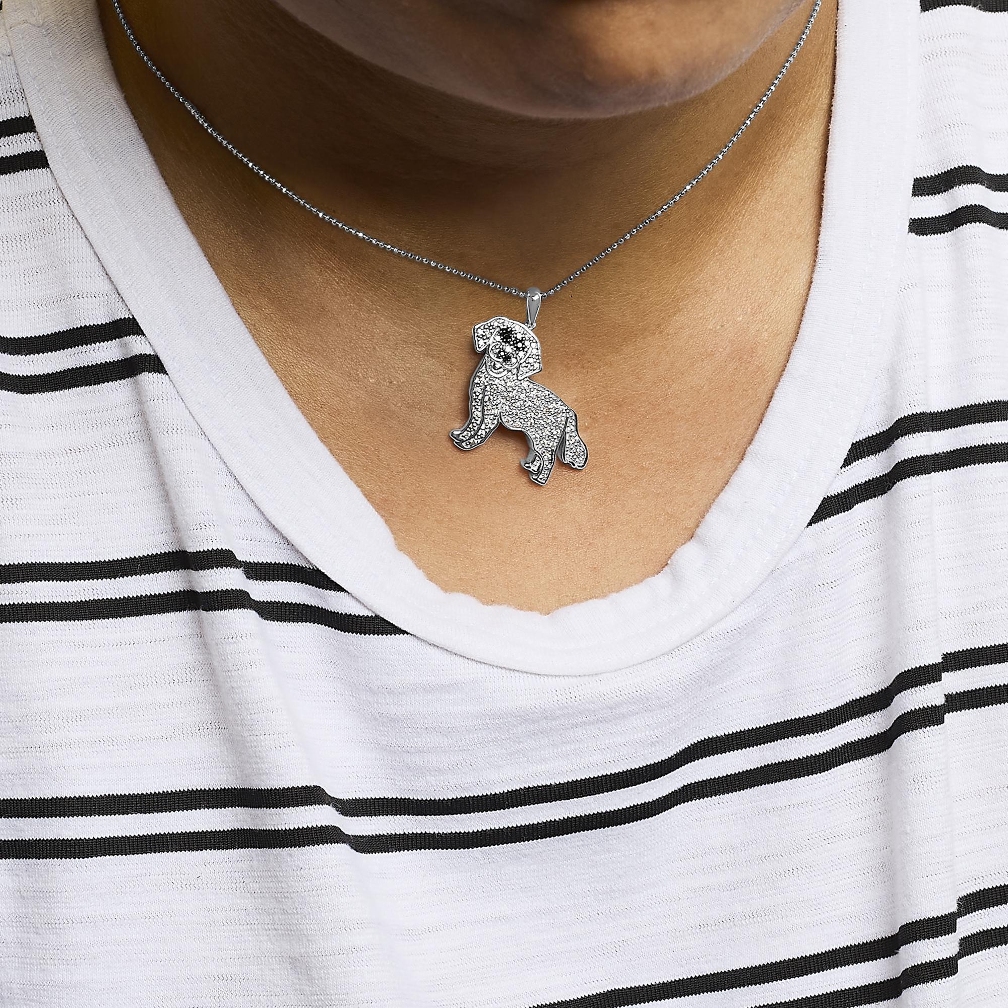 Collana di Labrador Retriever in argento 925 con diamanti bianchi e neri da 1/3 Cttw In condizioni Nuovo in vendita a New York, NY